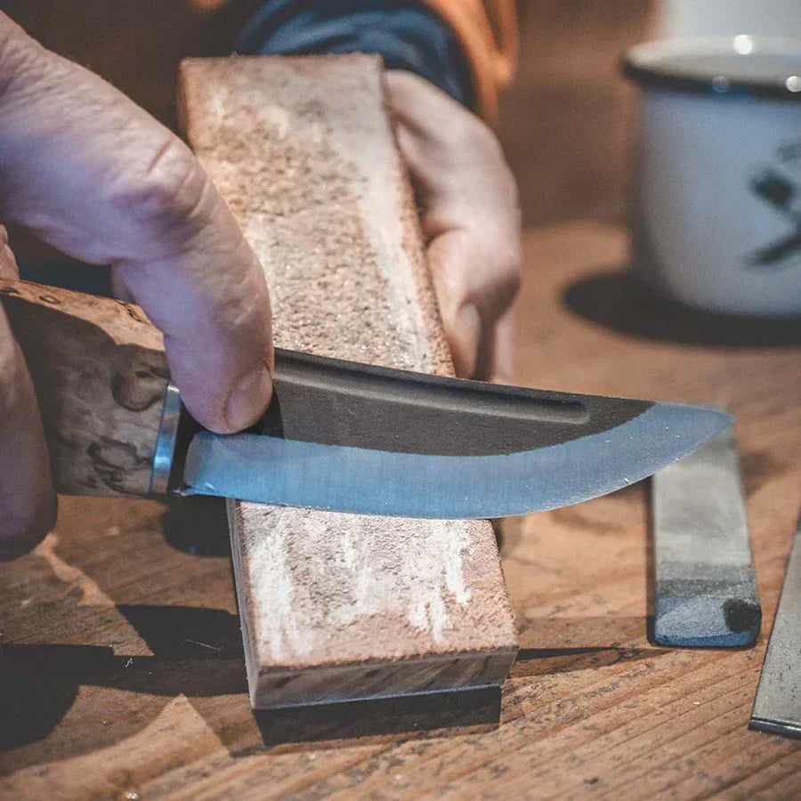 Why Stropping a Scandinavian Knife Matters for Sharpness
