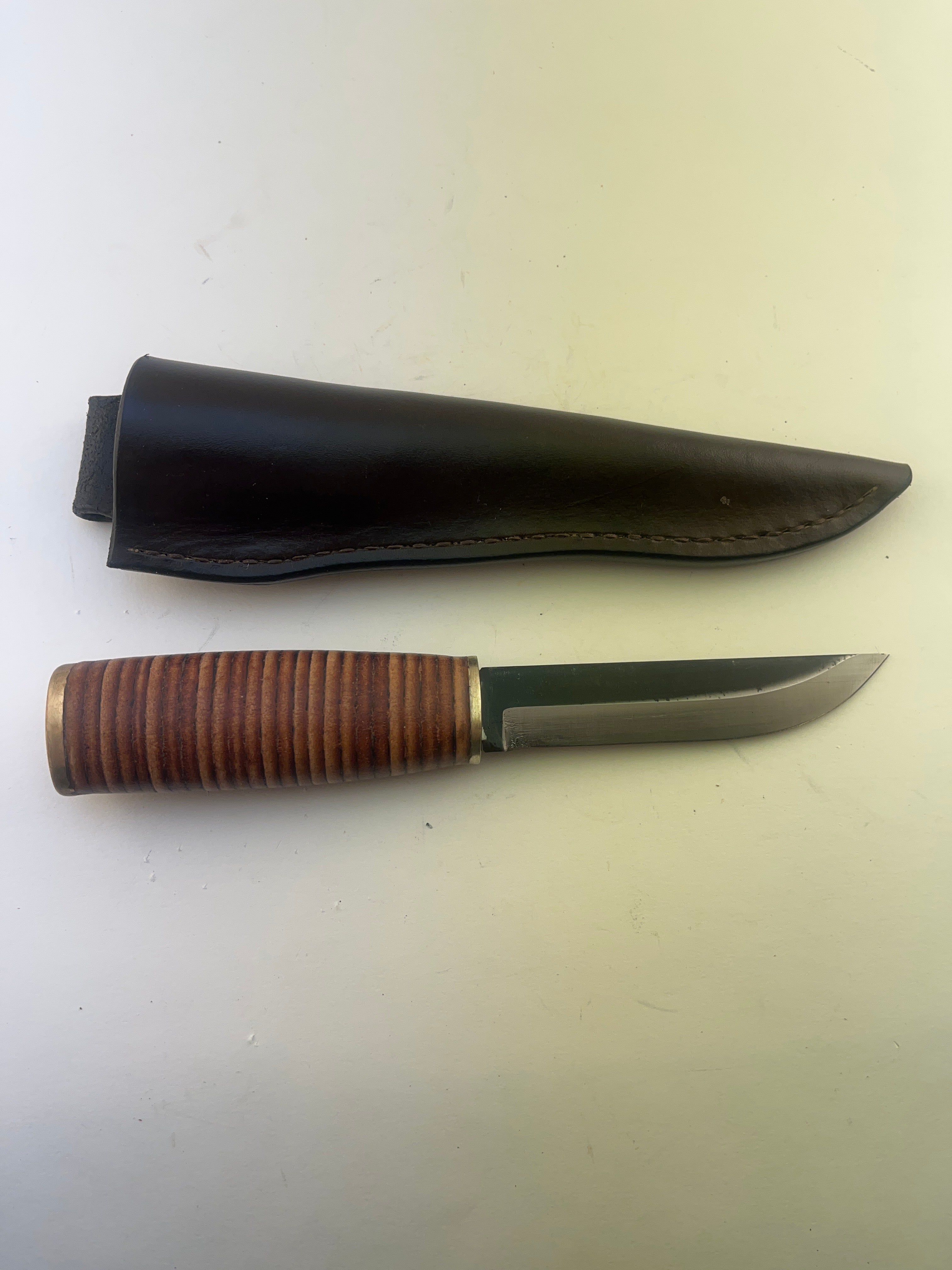 Pecks Woods Leather - Traditional Leather Spacer handle #114