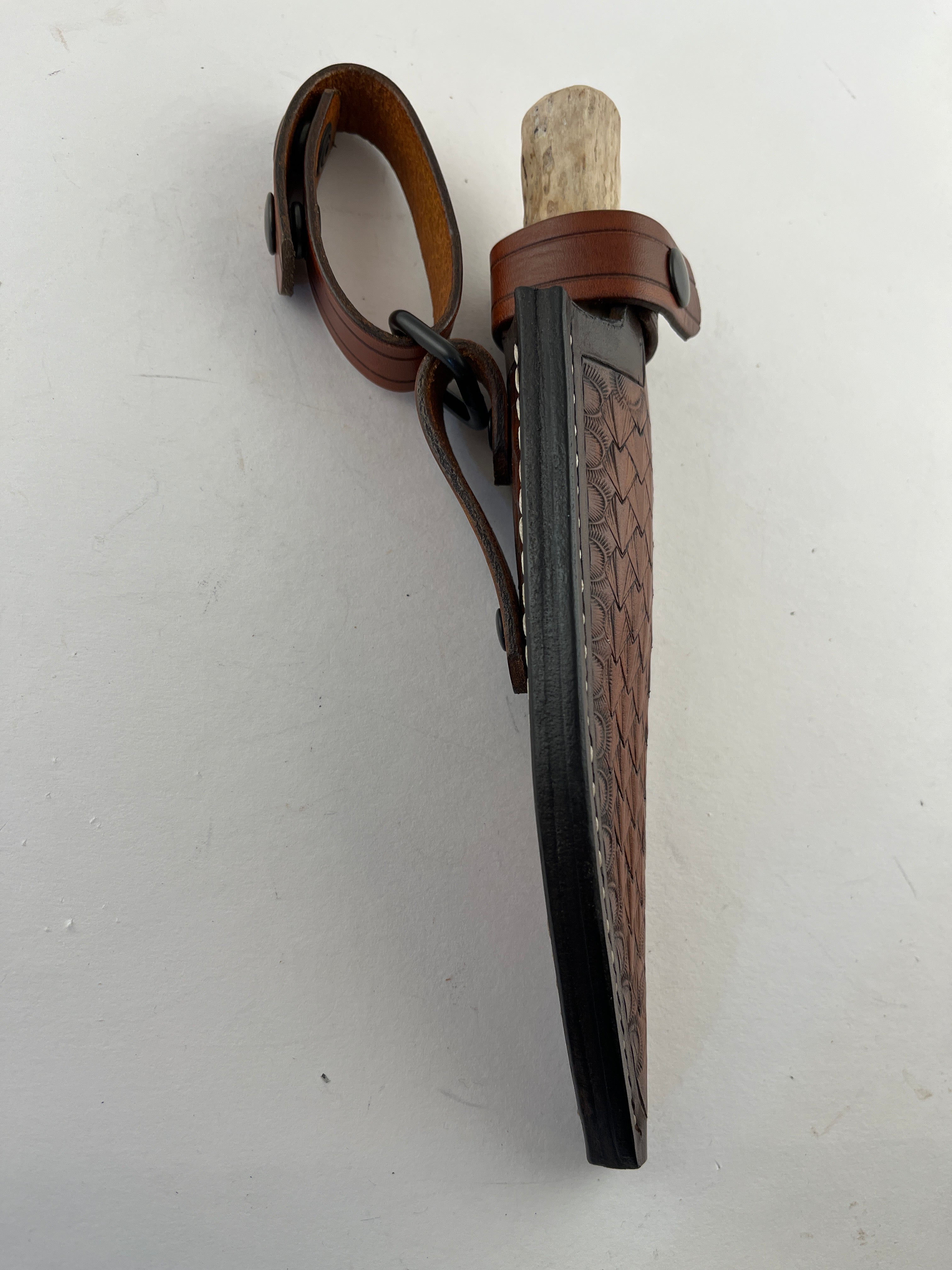 Pecks Woods Leather - Whitetail Antler/Leather Spacer Handle #116
