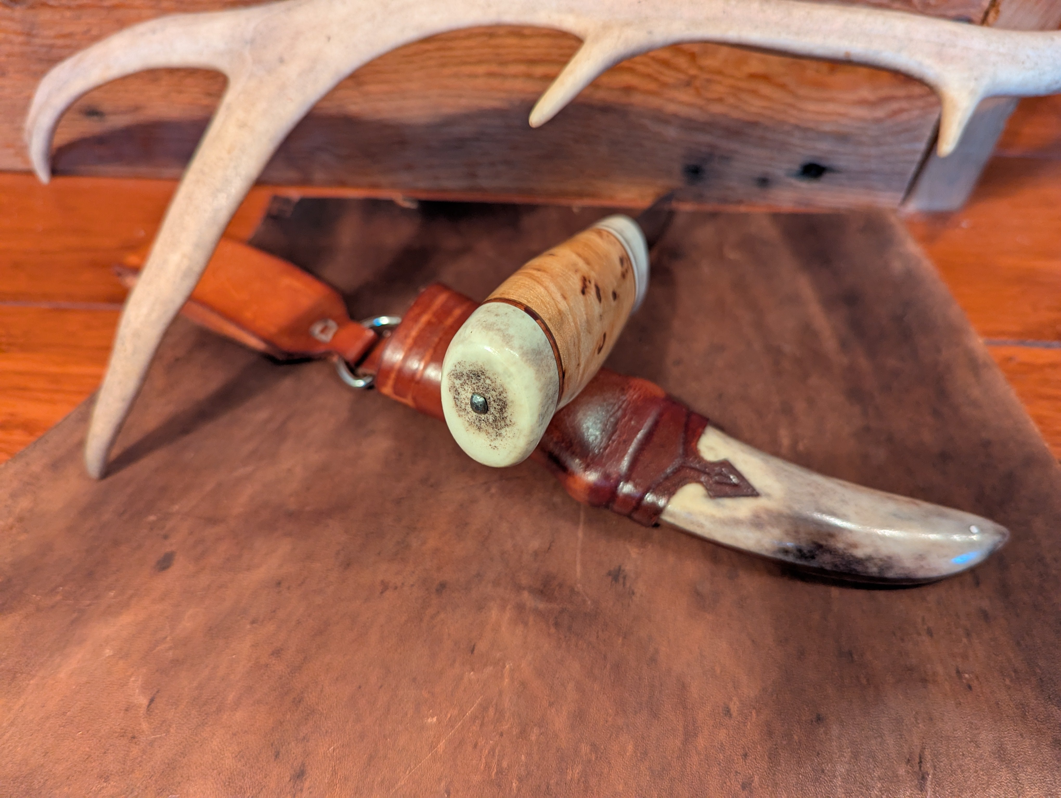 New Mountain Knives - Cherry Burl / Reindeer Antler / Birch Bark #10