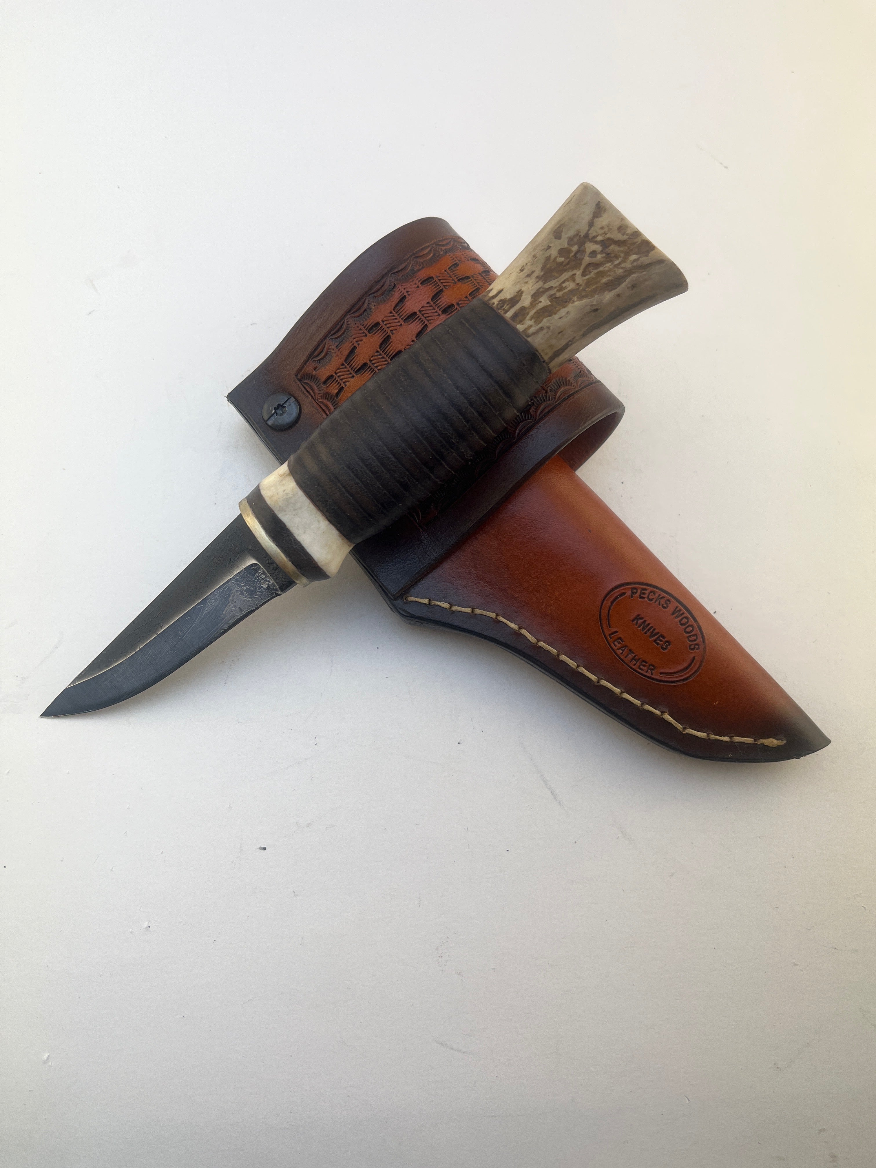 Pecks Woods Leather - Whitetail Antler / Leather Spacer Handle with Scout Carry Sheath #110