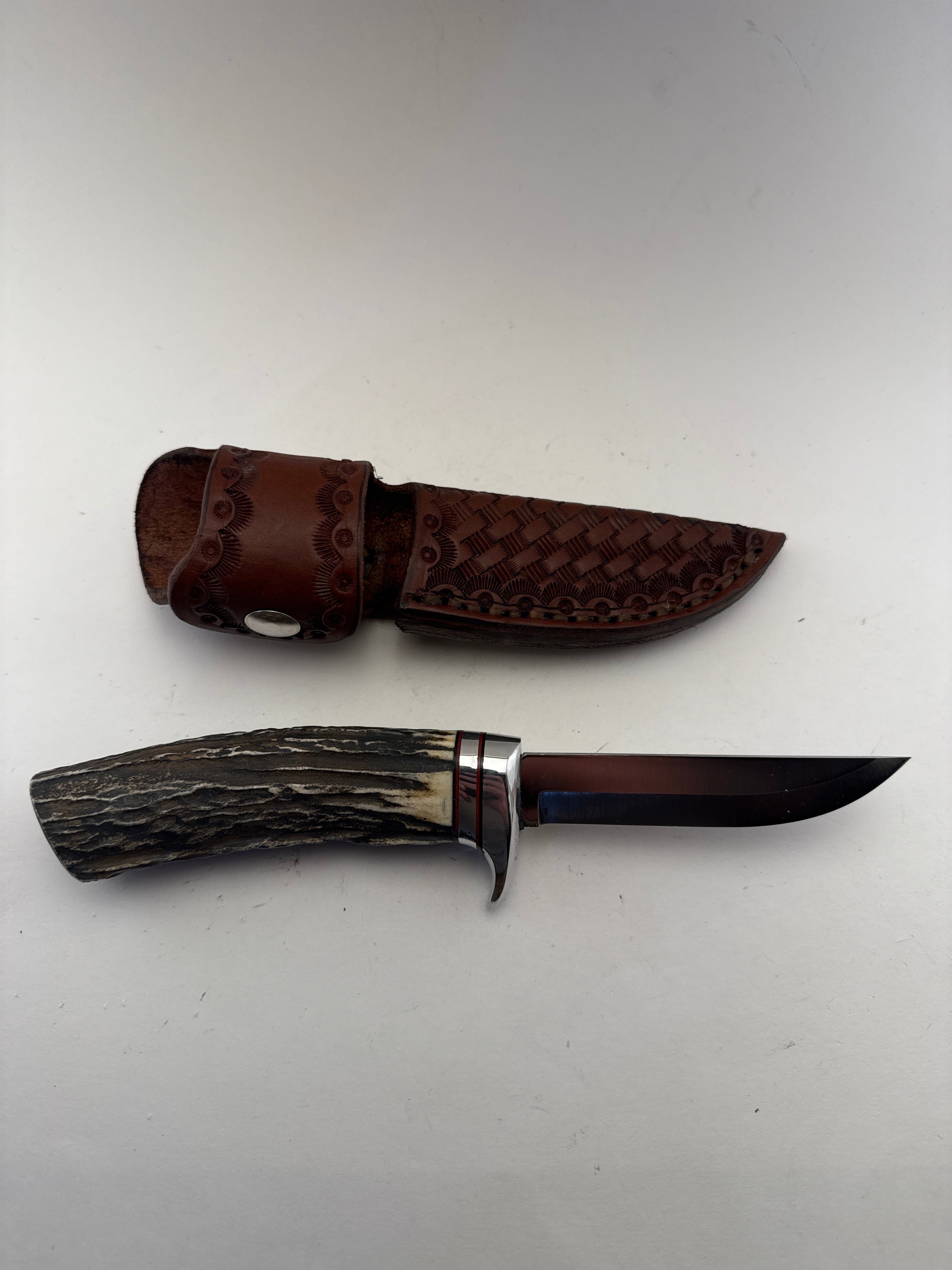 Skala Custom Knives - Red Stag Handle #156