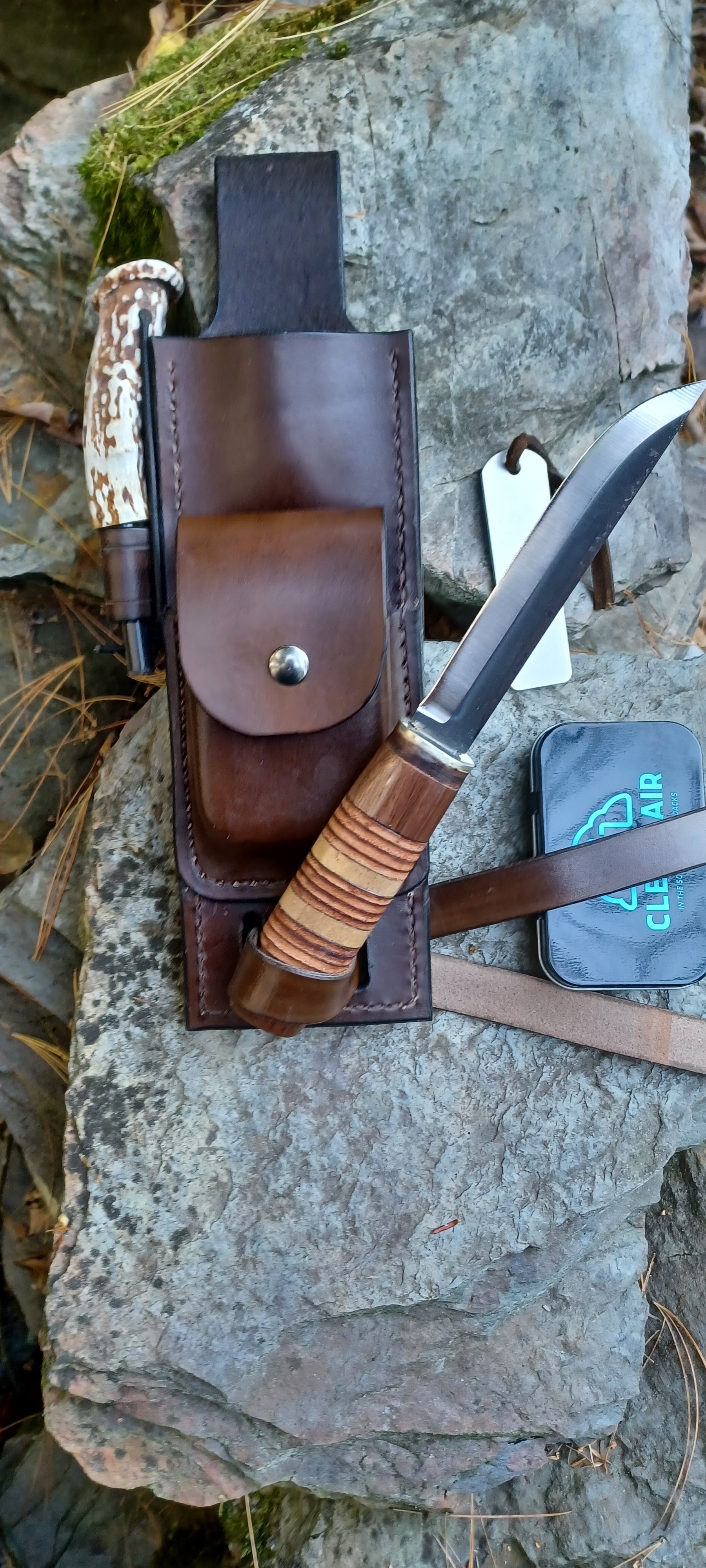 Pecks Woods Leather - Knife, Ferro Rod, Diamond Sharpener, with extra container! #141