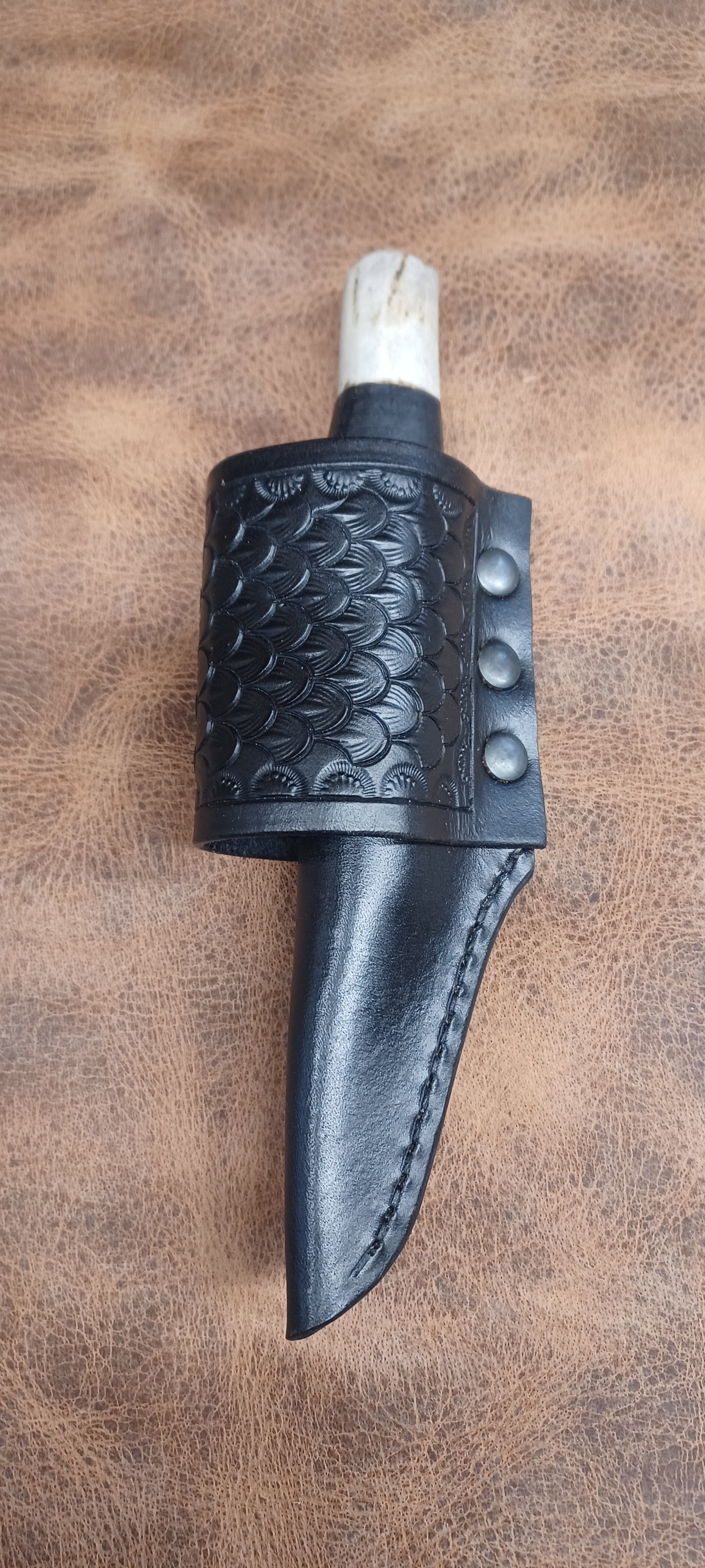 Pecks Woods Leather - Leather Spacer / Whitetail Antler Handle with Scout Carry Sheath #153