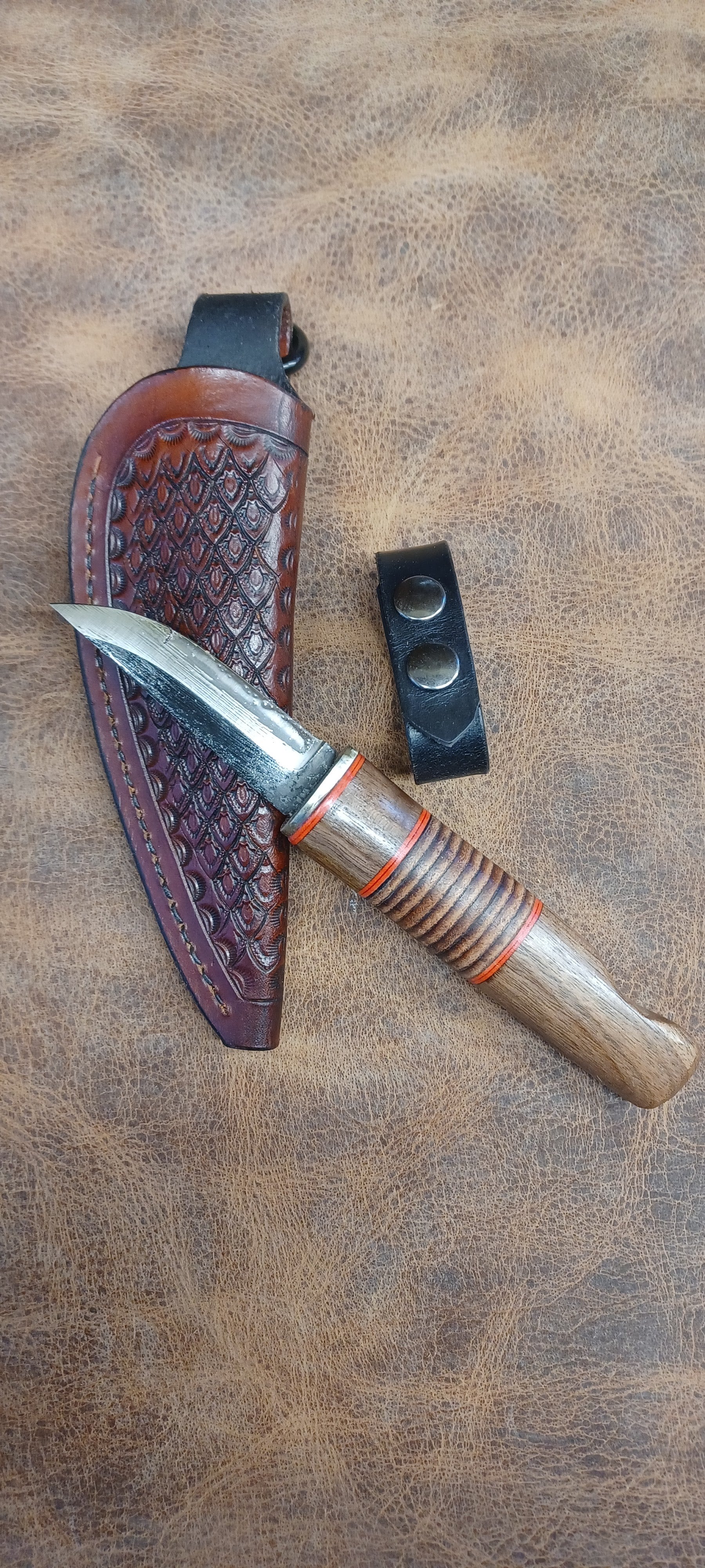 Pecks Woods Leather - Black Walnut / Leather Spacer #156