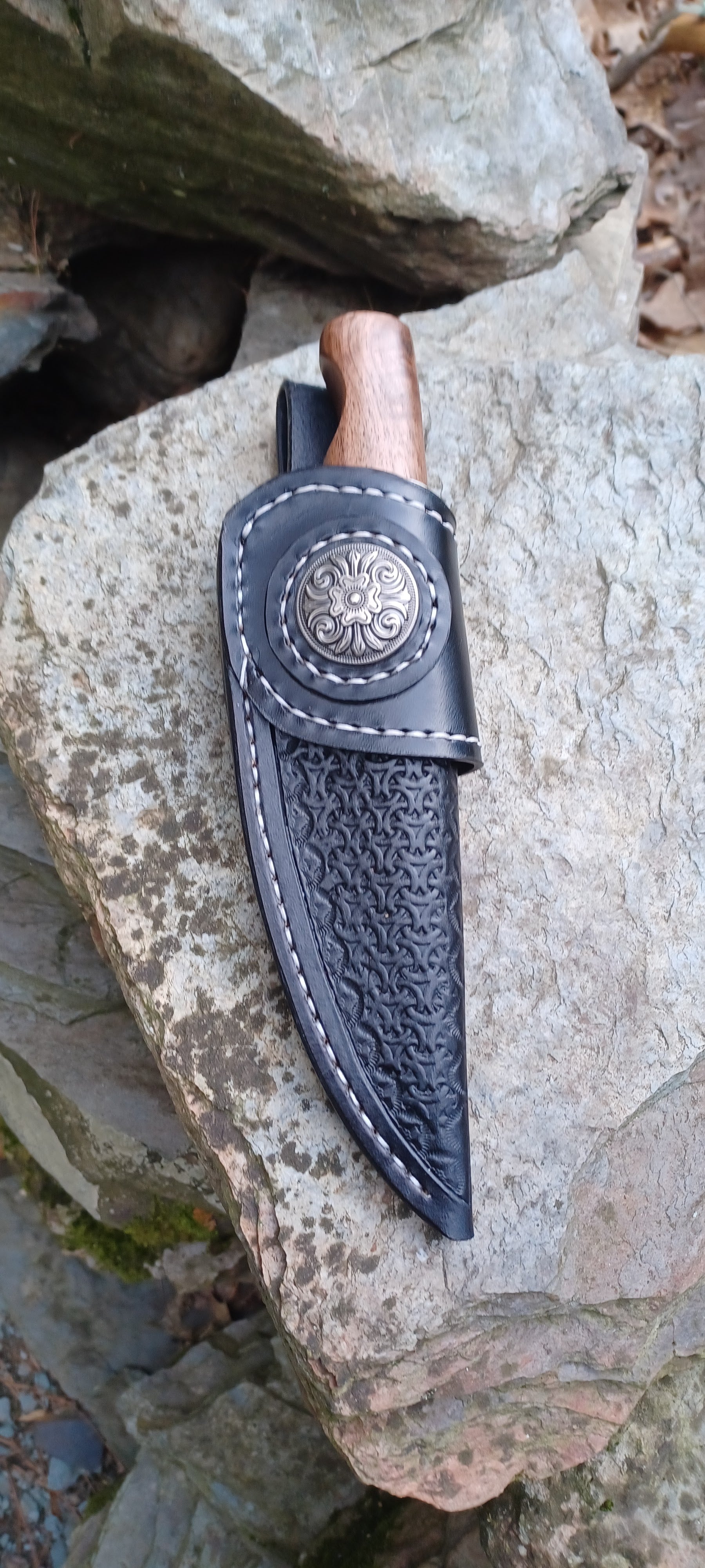 Pecks Woods Leather - Black Walnut / Leather Spacers / G10 #160