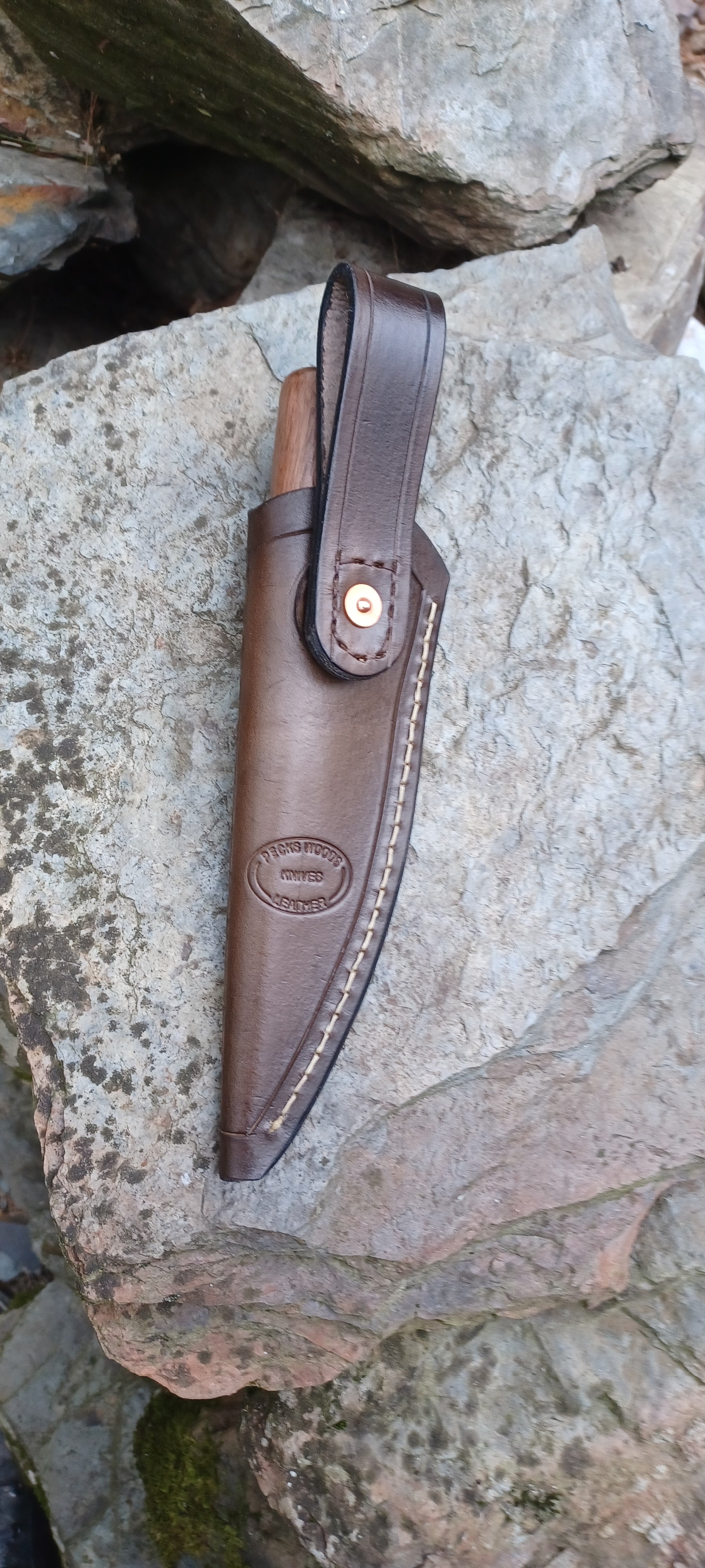 Pecks Woods Leather - Black Walnut / Leather Spacers / G10 / Swivel Belt loop #164