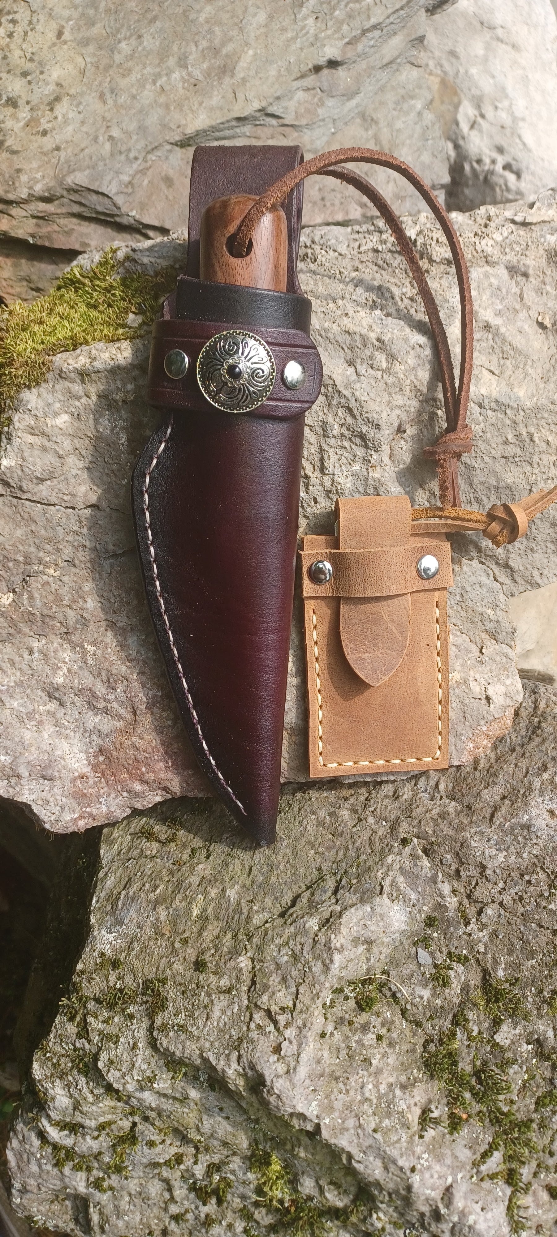 Pecks Woods Leather - Black Walnut / G10 #176
