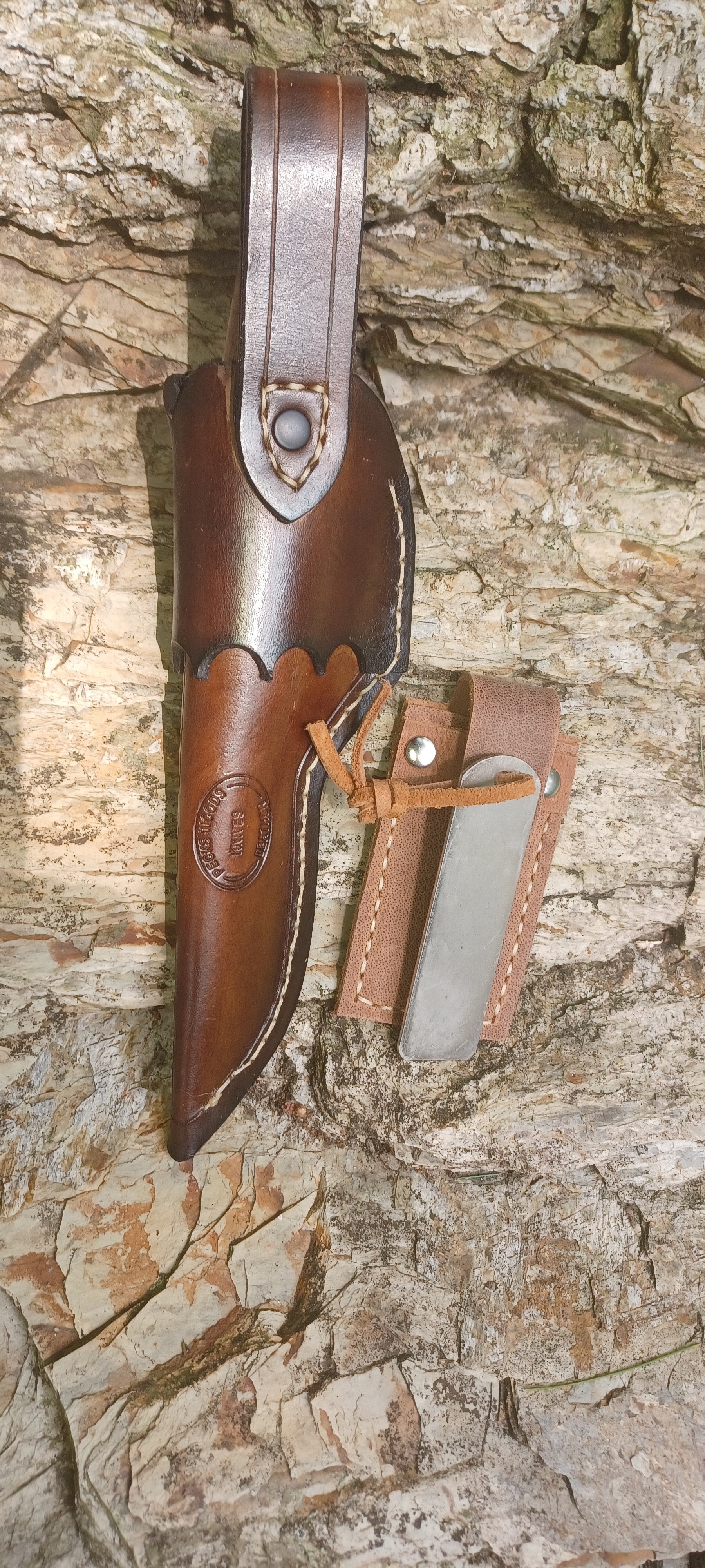 Pecks Woods Leather - Black Walnut / G10 #177