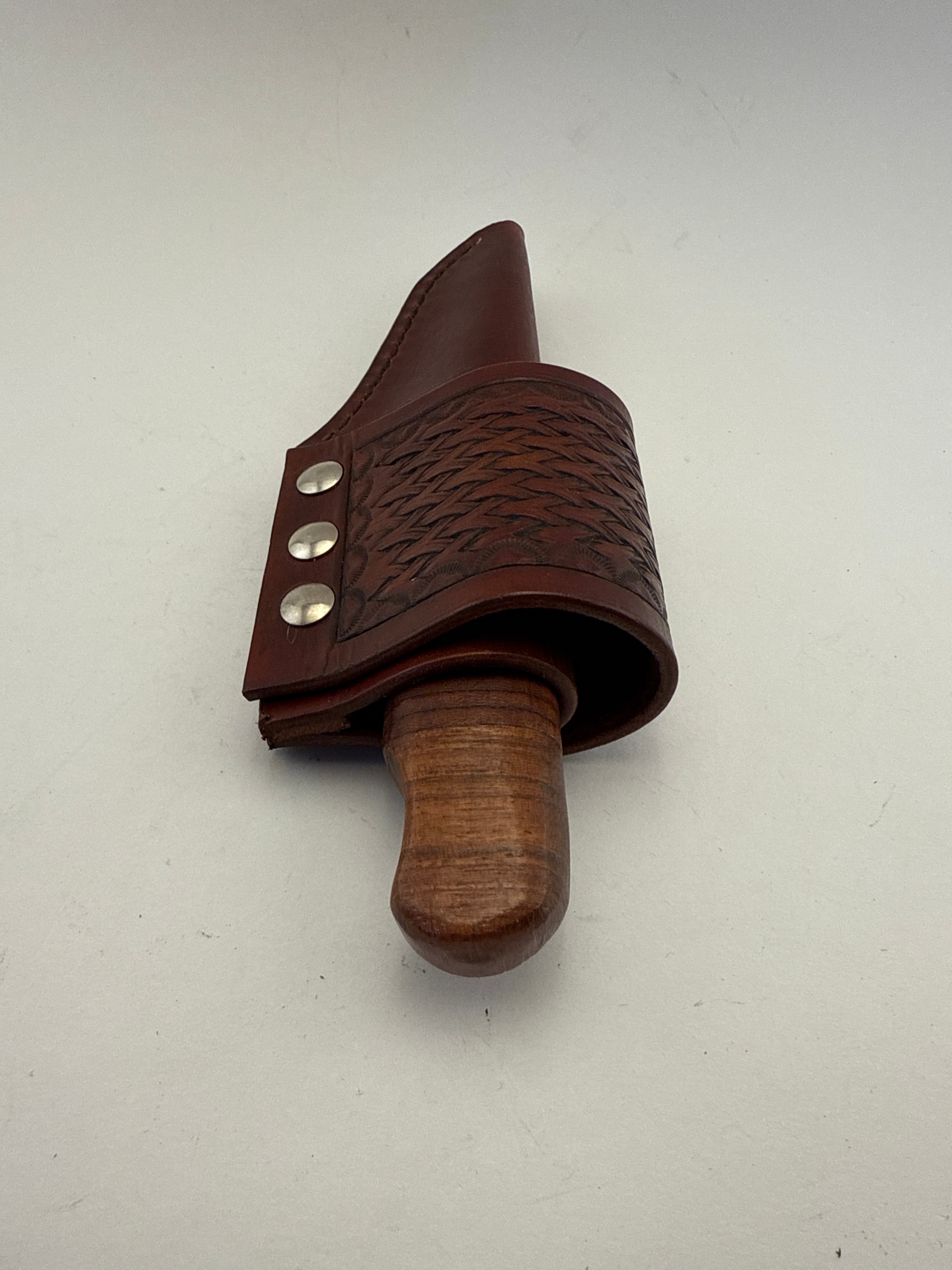 Pecks Woods Leather - Leather Spacer / Oak Handle with Scout Carry Sheath #132