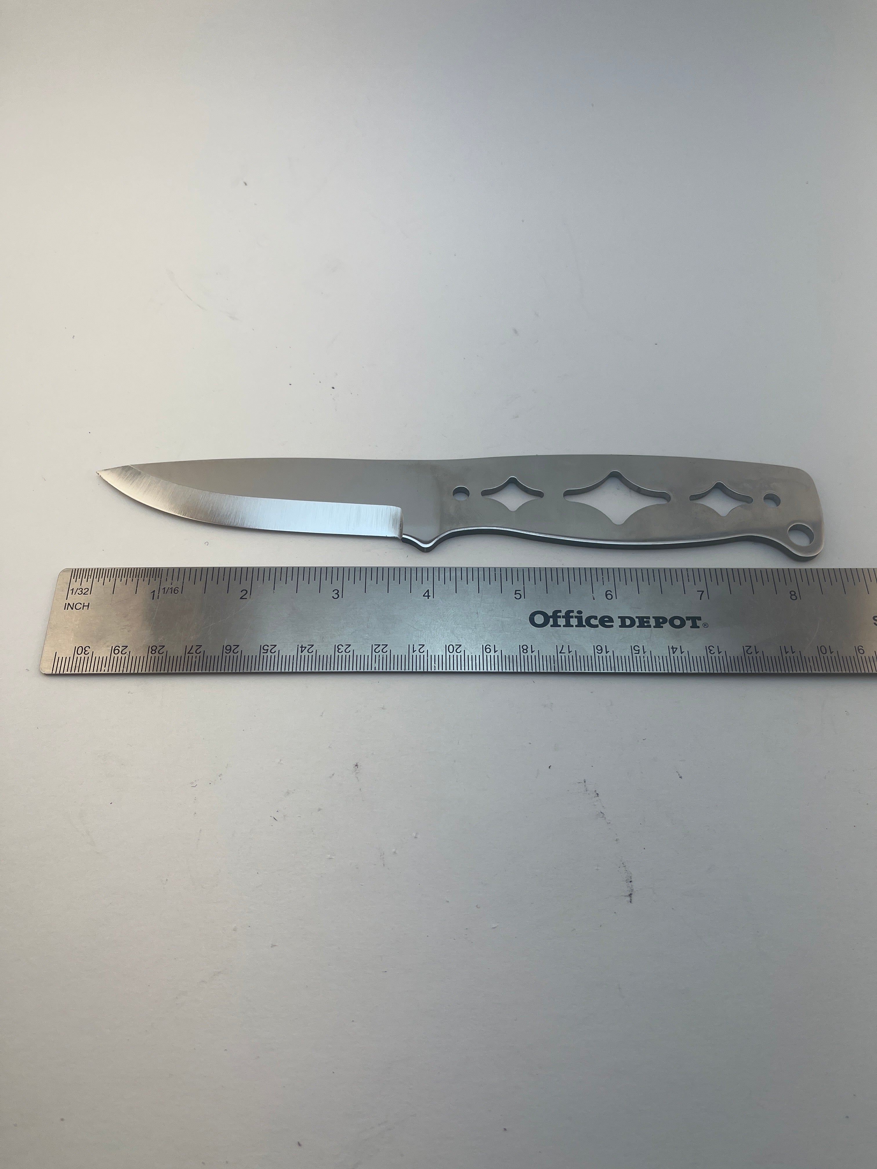 Lauri Full Tang 93 Stainless Steel Blade