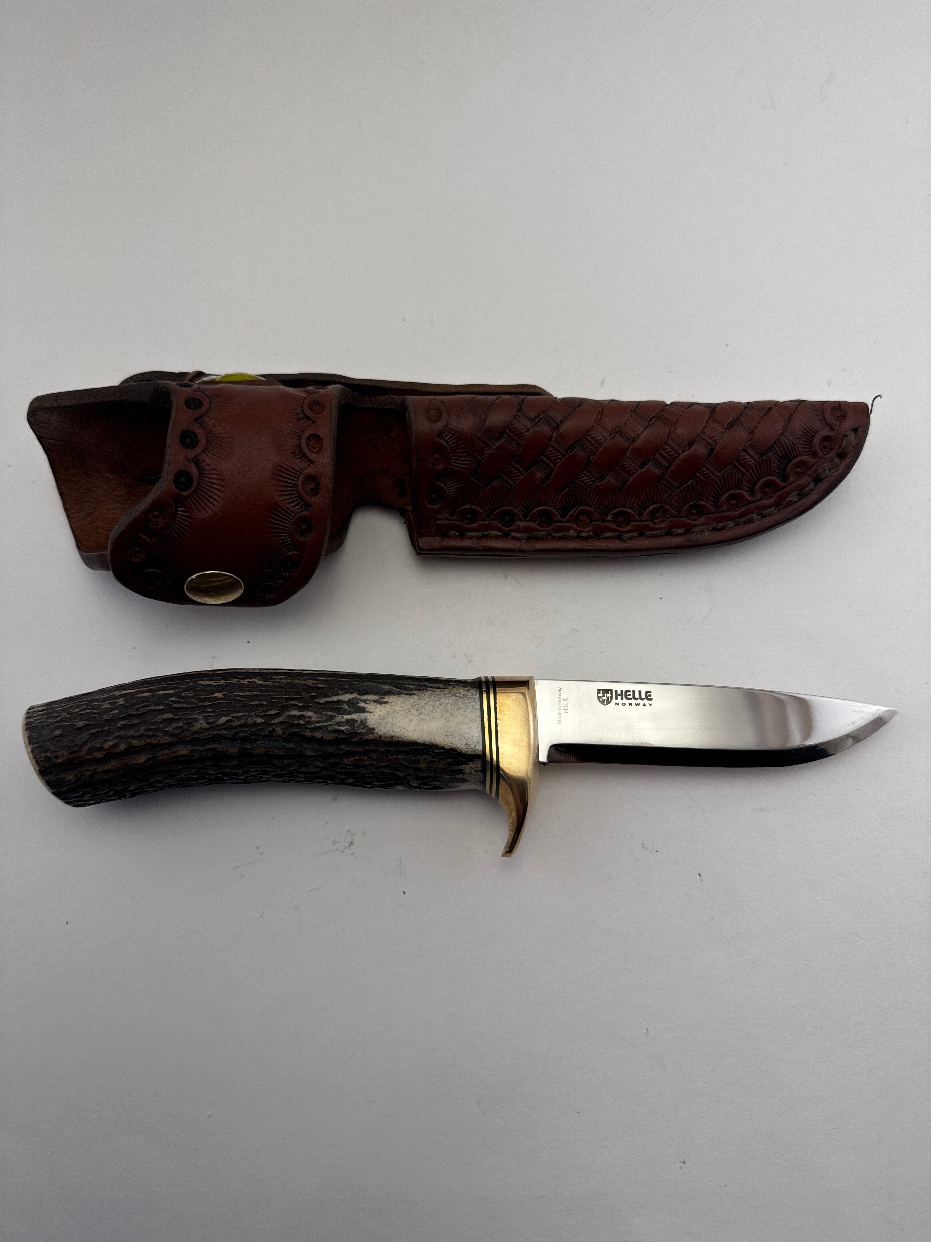 Skala Custom Knives - (Helle H3LS Blade) Red Stag Handle - #147