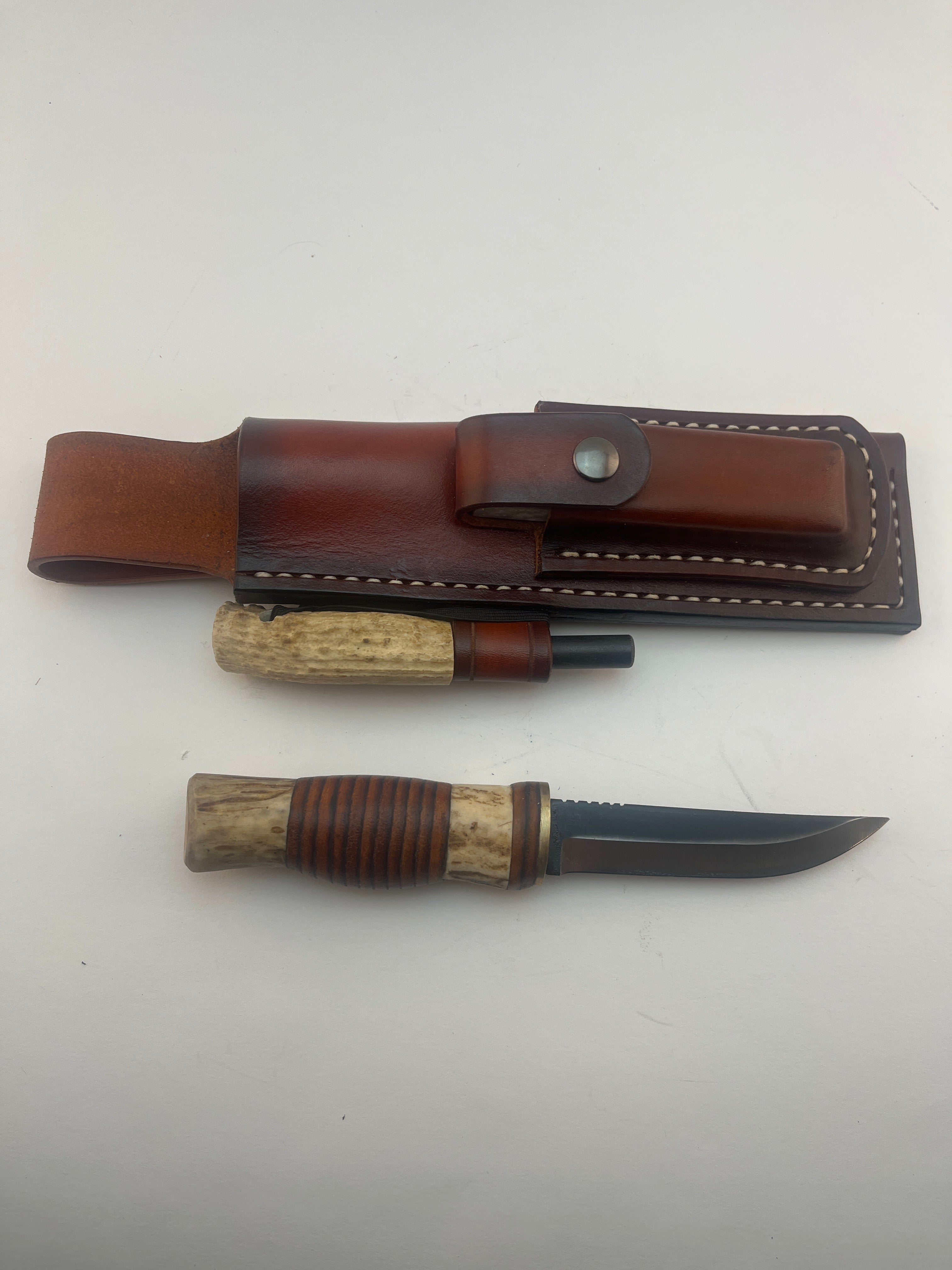Pecks Woods Leather - Knife, Ferro Rod, Arkansas Sharpener, and Leather sheath #106