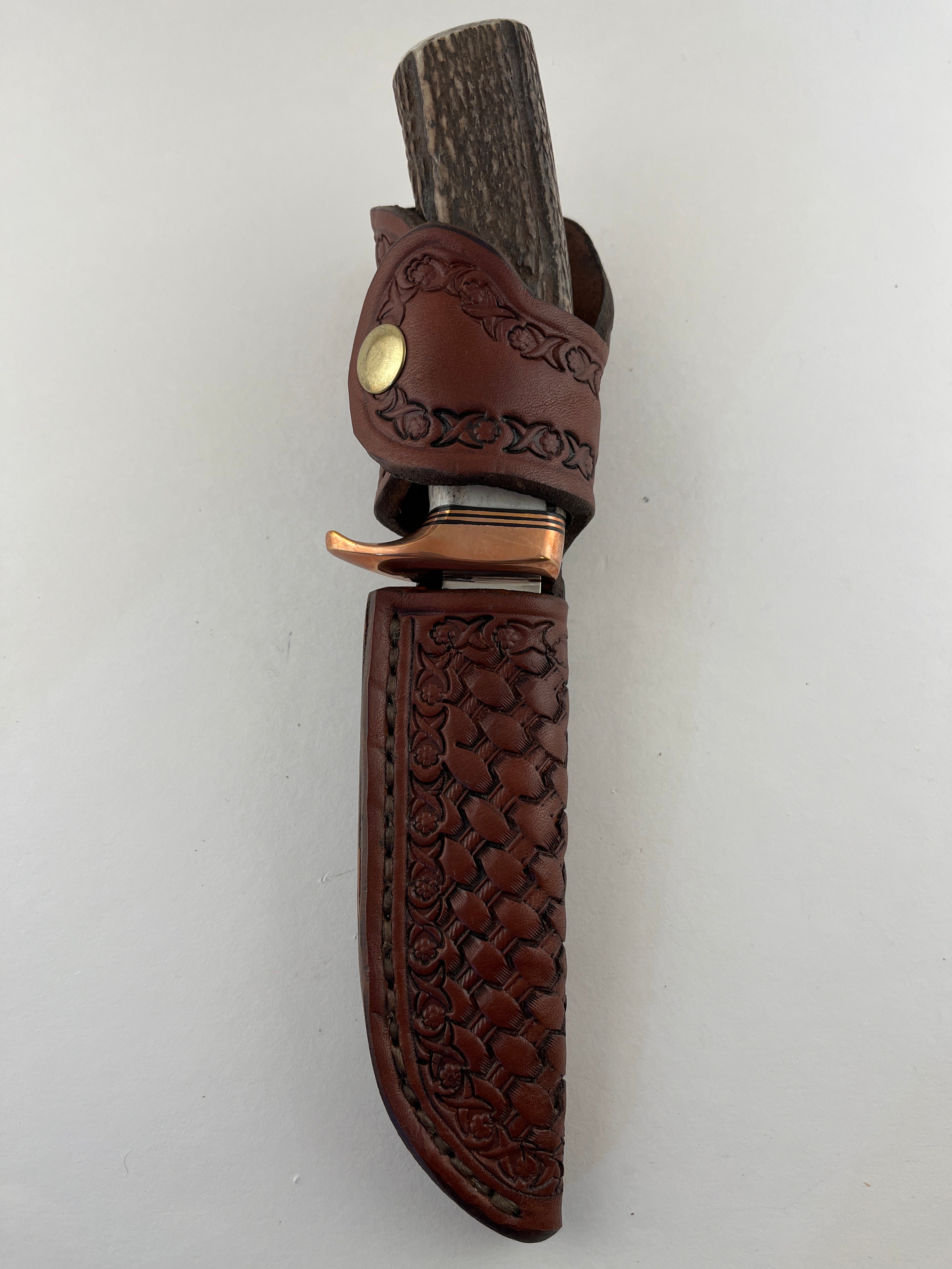 Skala Custom Knives - (Helle H3LS Blade) Red Stag Handle - #141
