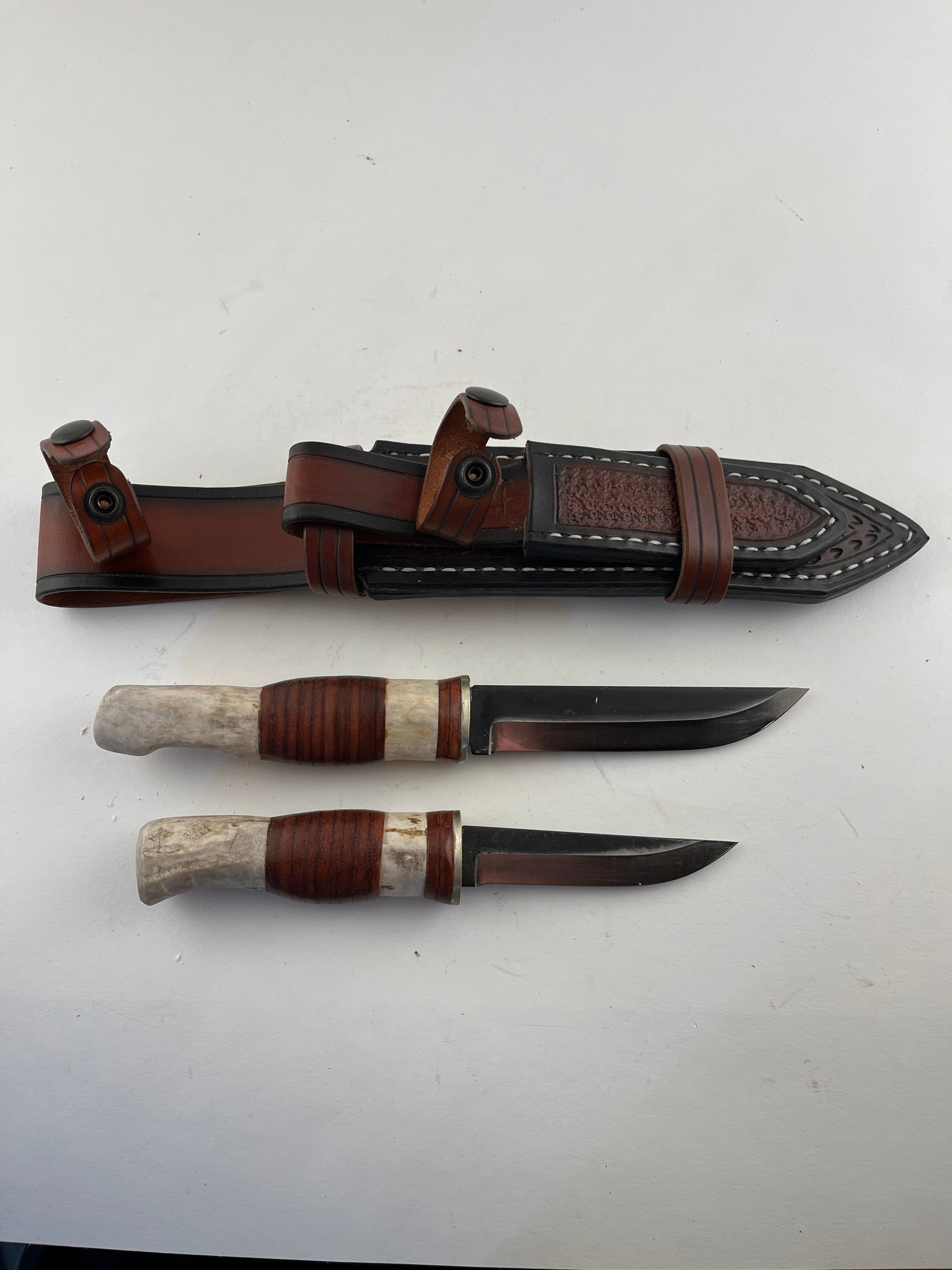 Pecks Woods Leather - Leather Spacer handle with antler pieces DOUBLE SET #117