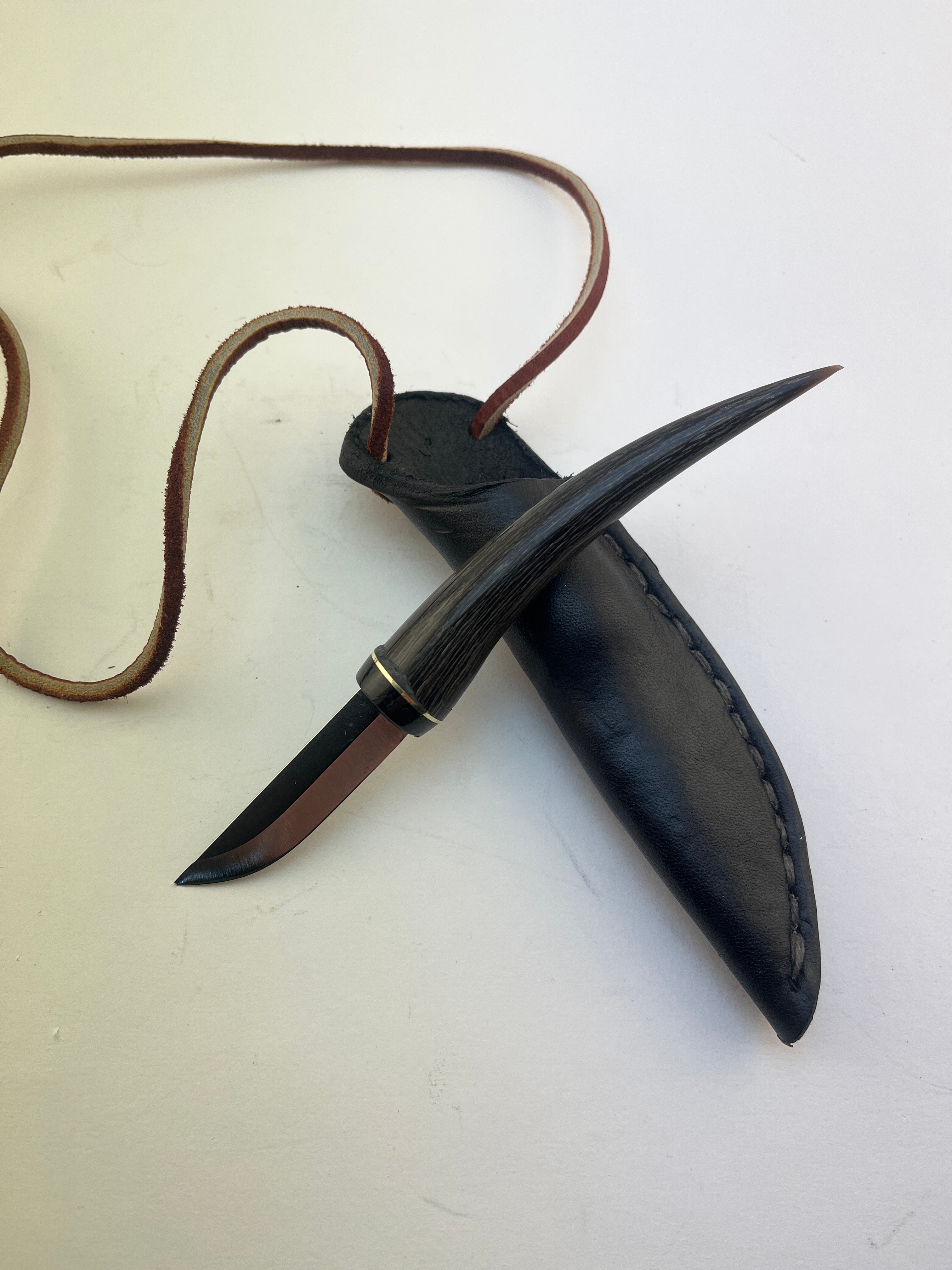 Skala Custom Knives - Bos Bok Handle Neck Knife #133