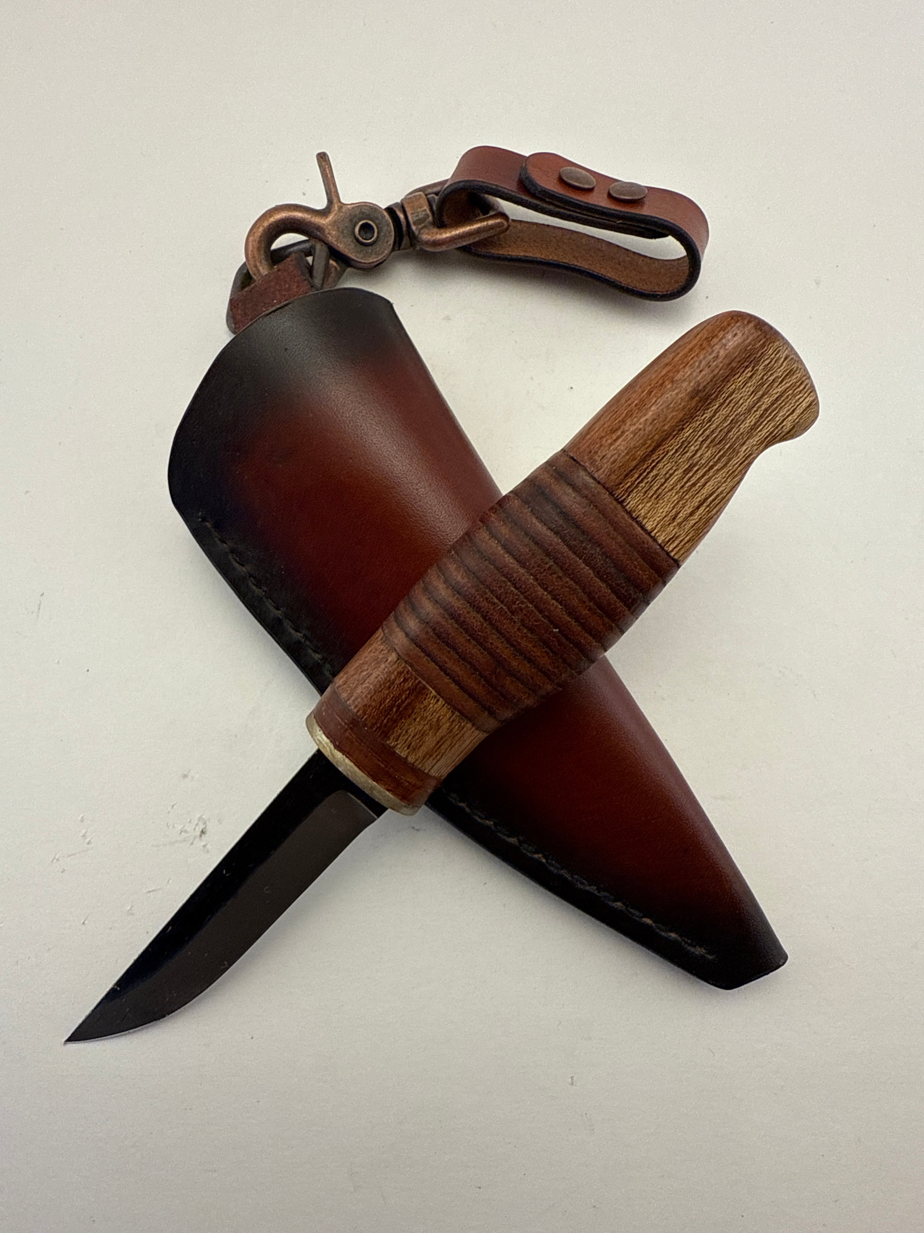Pecks Woods Leather - Oak / Leather Spacer handle with detachable dangler #127