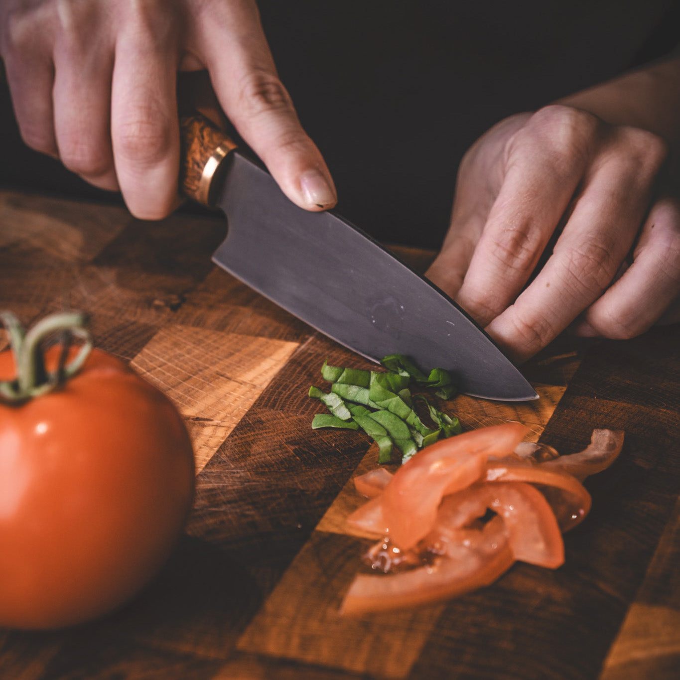 Roselli R750D The Allround Knife With Dark Handle