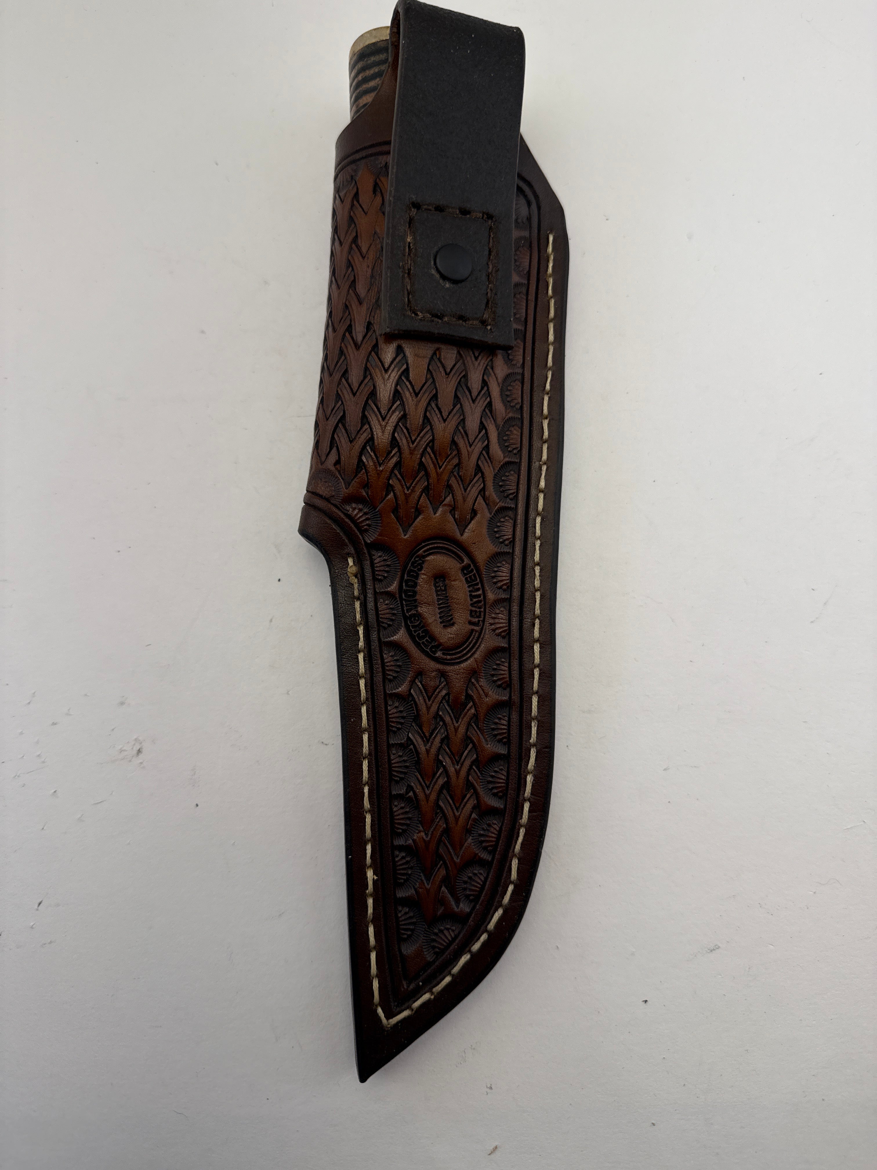 Pecks Woods Leather - Traditional Leather Spacer handle #136