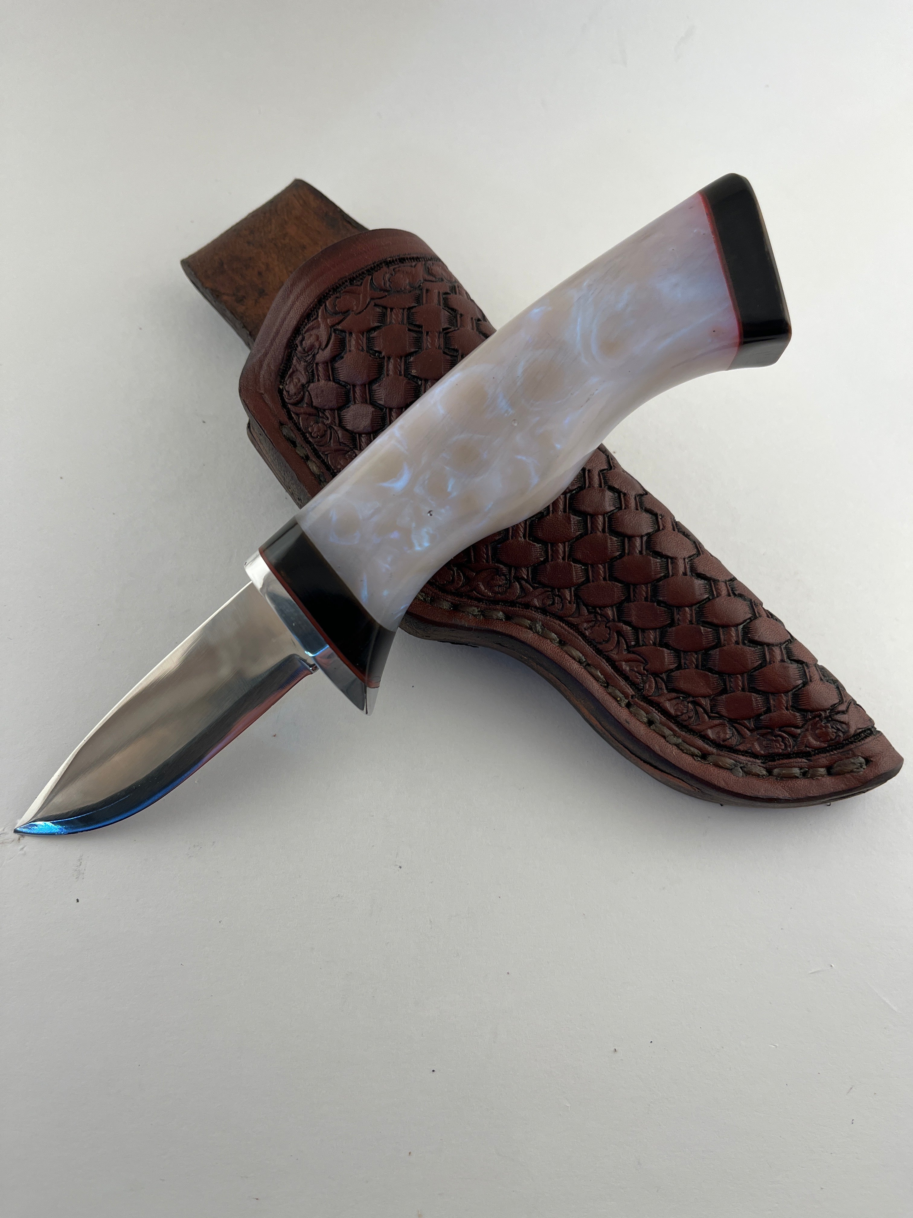 Skala Custom Knives - (Helle H3LS Blade) Acrylic/Buffalo Horn Handle - #145