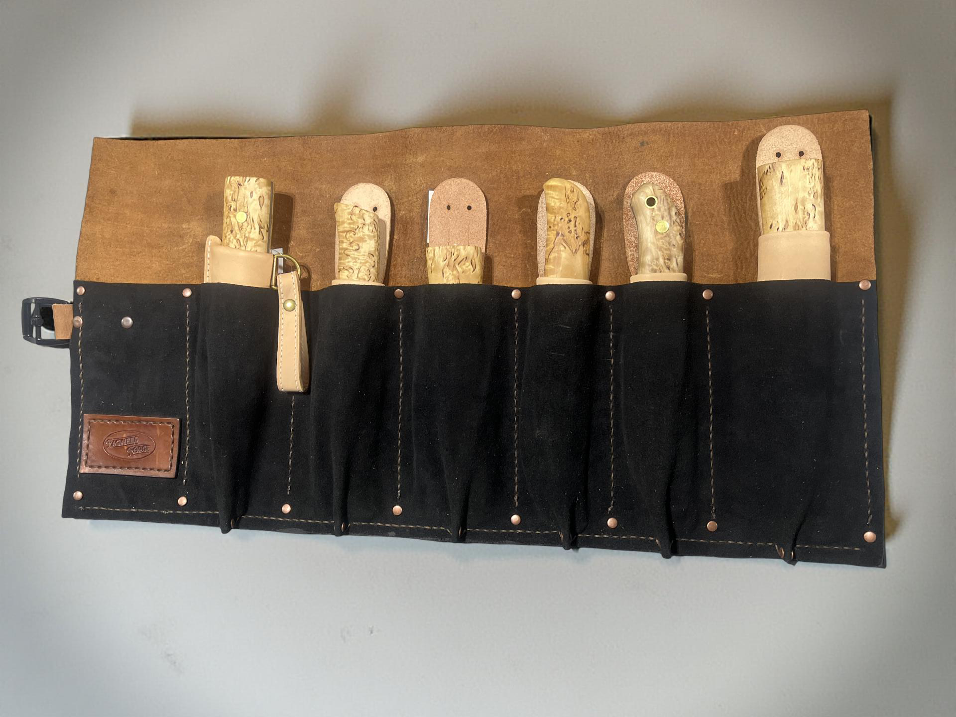 Ragweed Forge Heavy Duty Leather Knife Roll