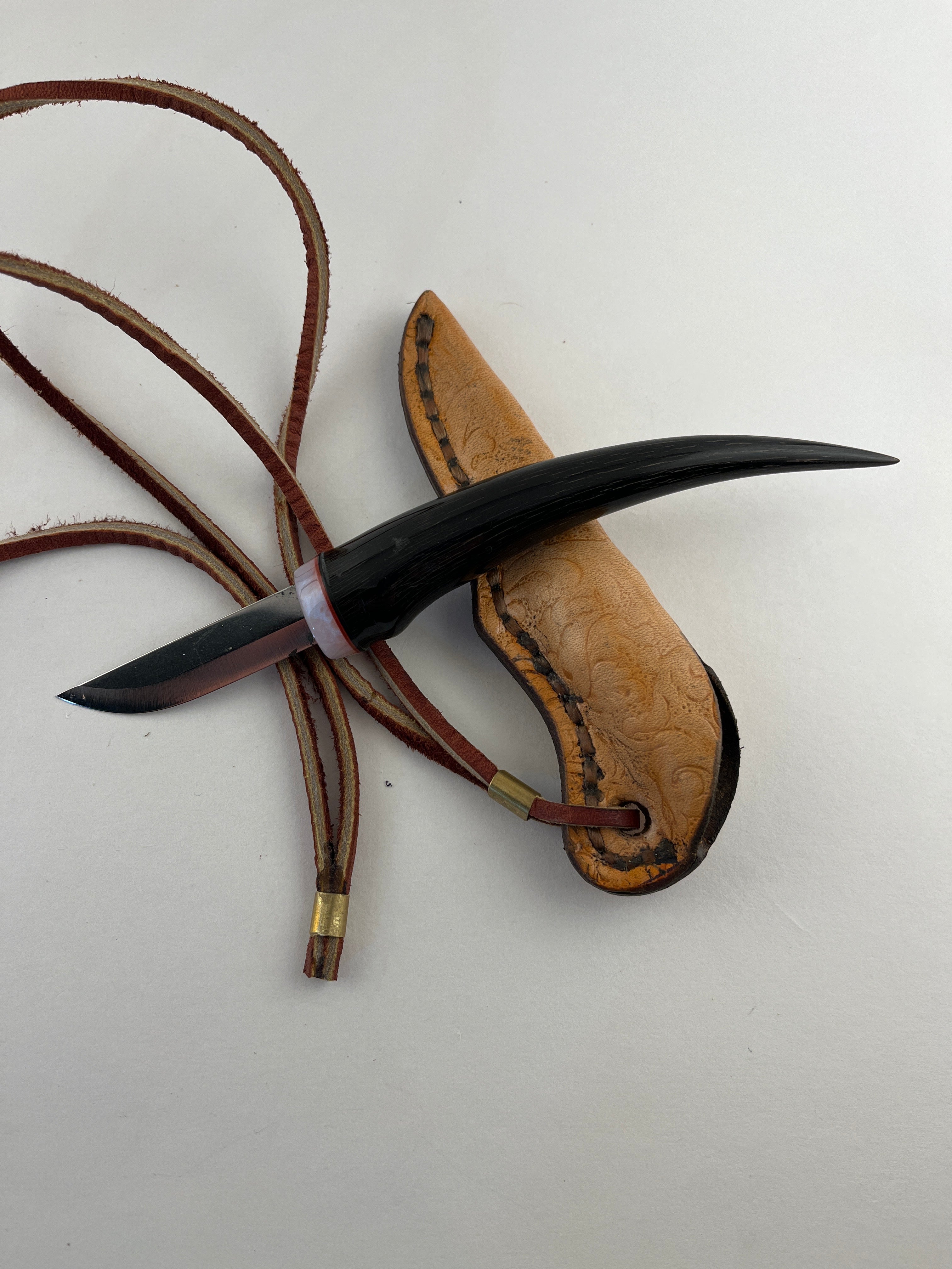 Skala Custom Knives - Bos Bok Handle Neck Knife #140