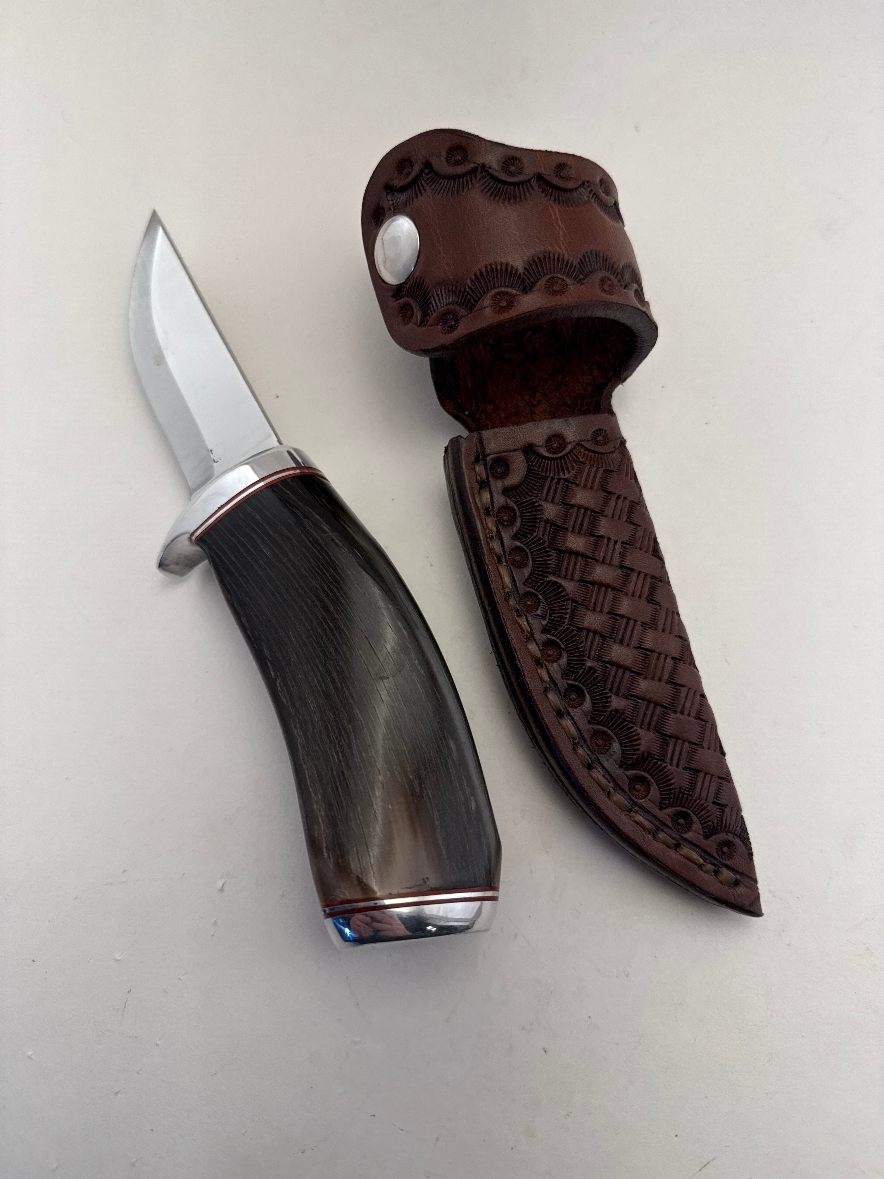 Skala Custom Knives - Lauri Stainless 90mm Leuku / Kudu Horn - #165