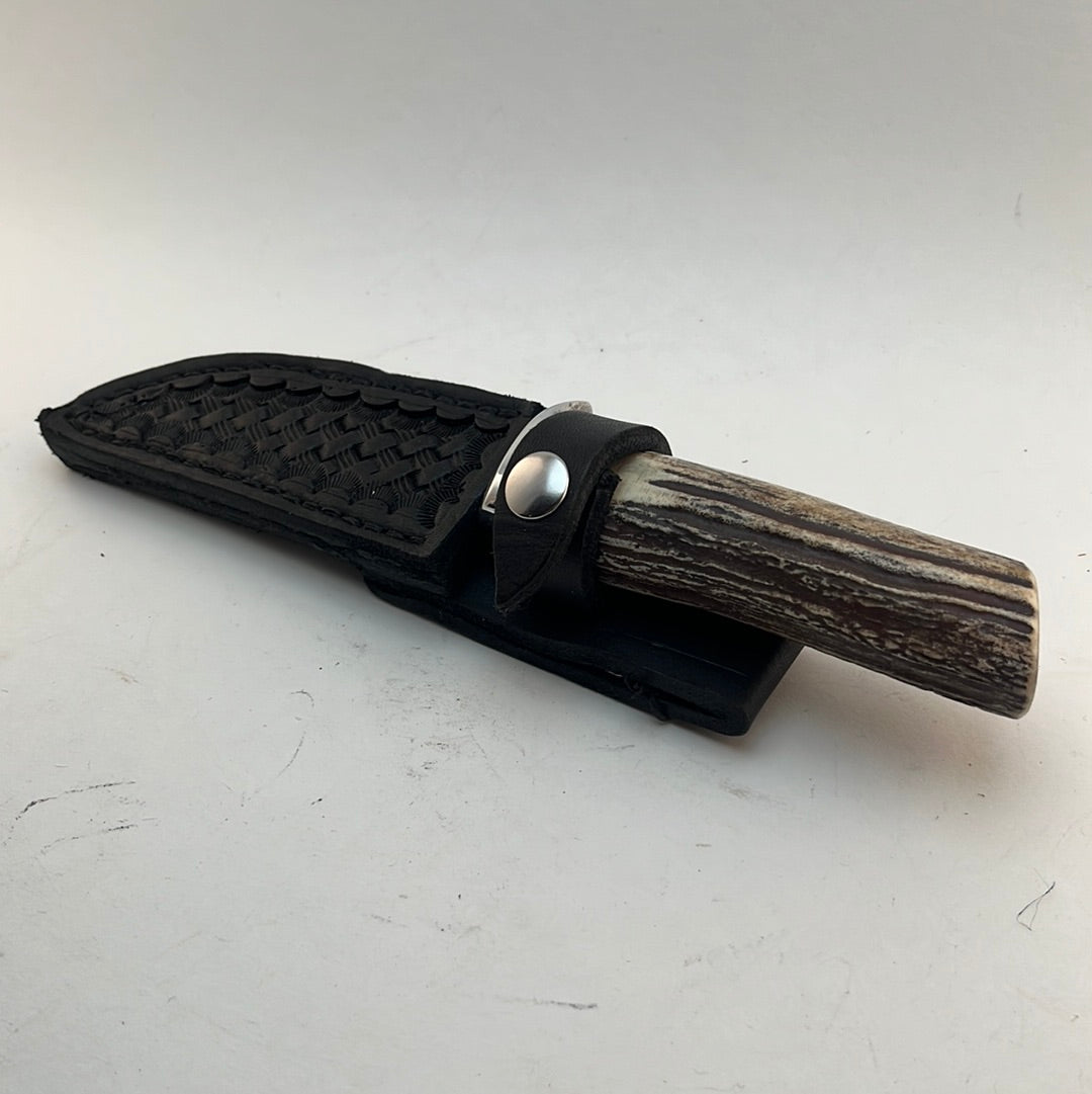 Skala Custom Knives - Red Stag Handle #109
