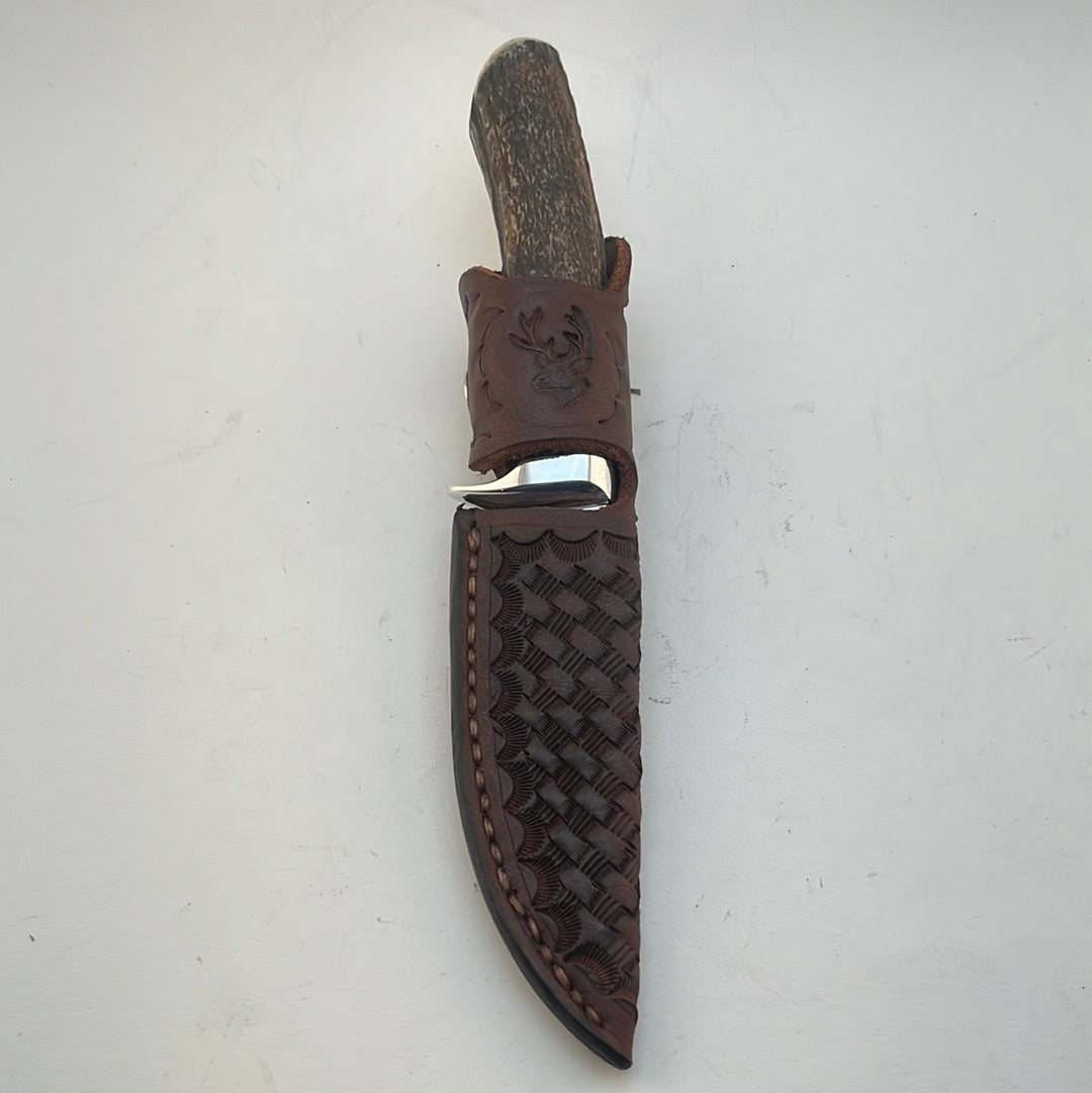 Skala Custom Knives - Helle Blade/ Red Stag Handle #27