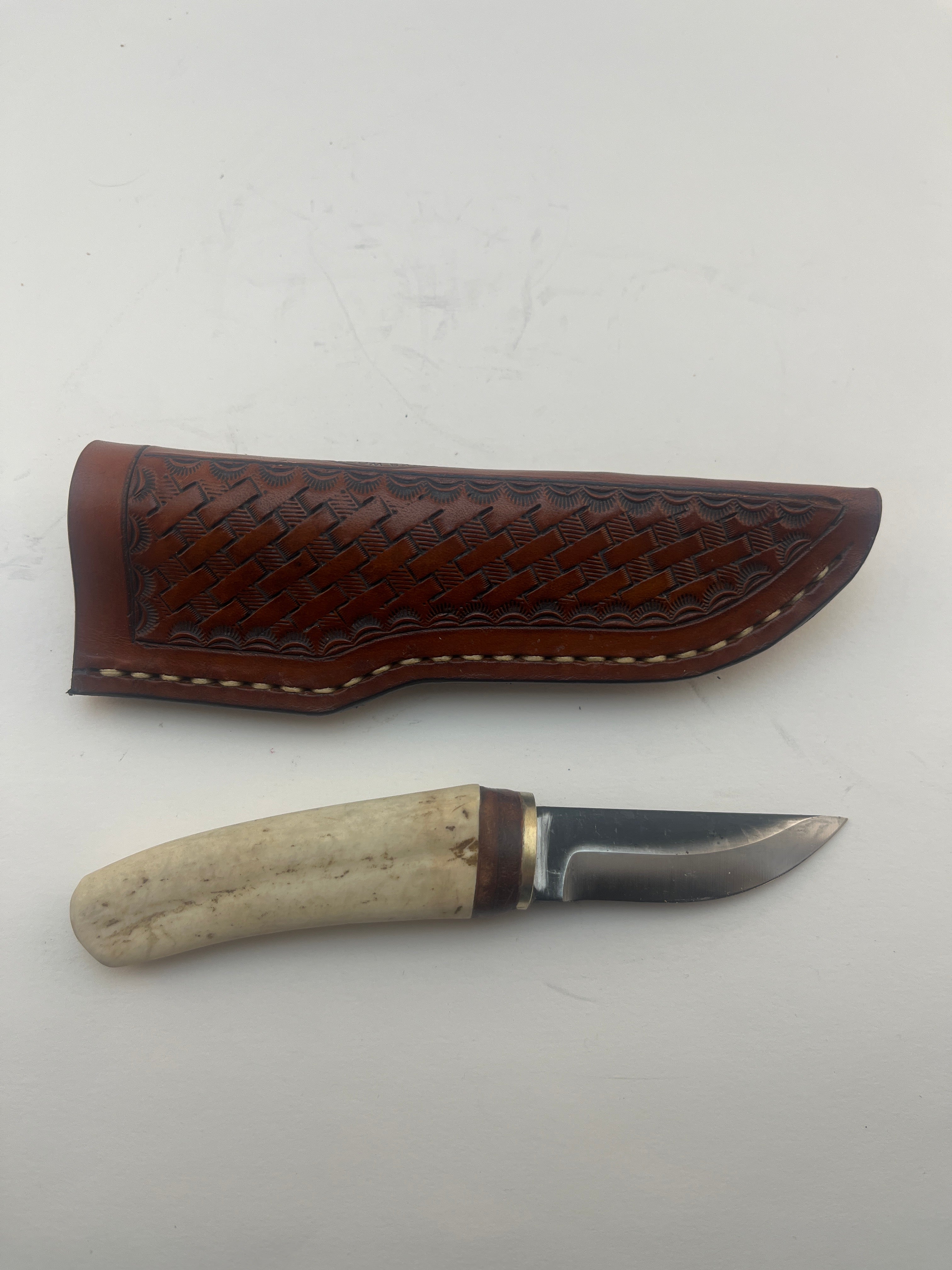 Pecks Woods Leather - Whitetail antler boot knife #103