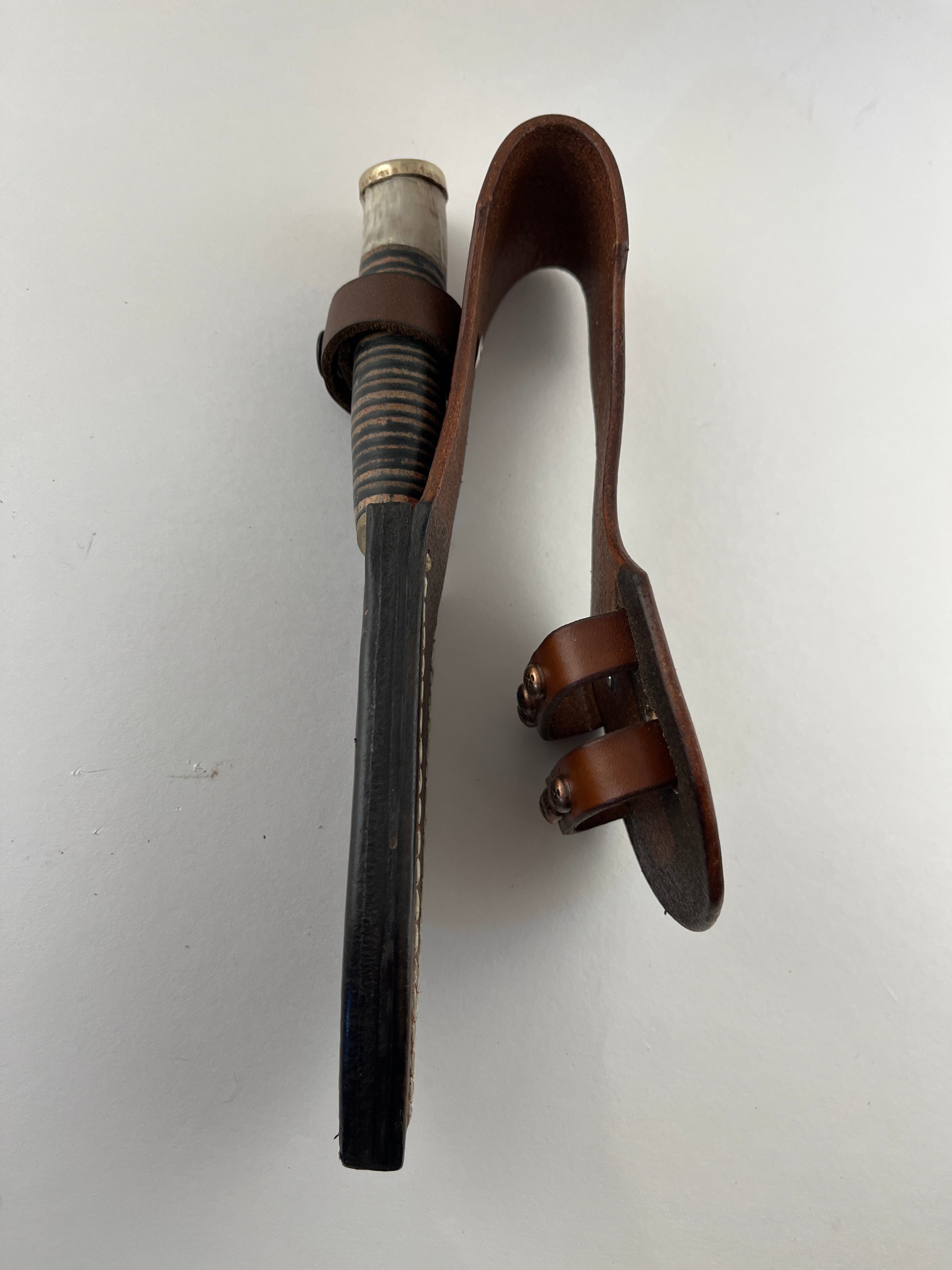 Pecks Woods Leather - Whitetail Antler/Leather Spacer Handle #123