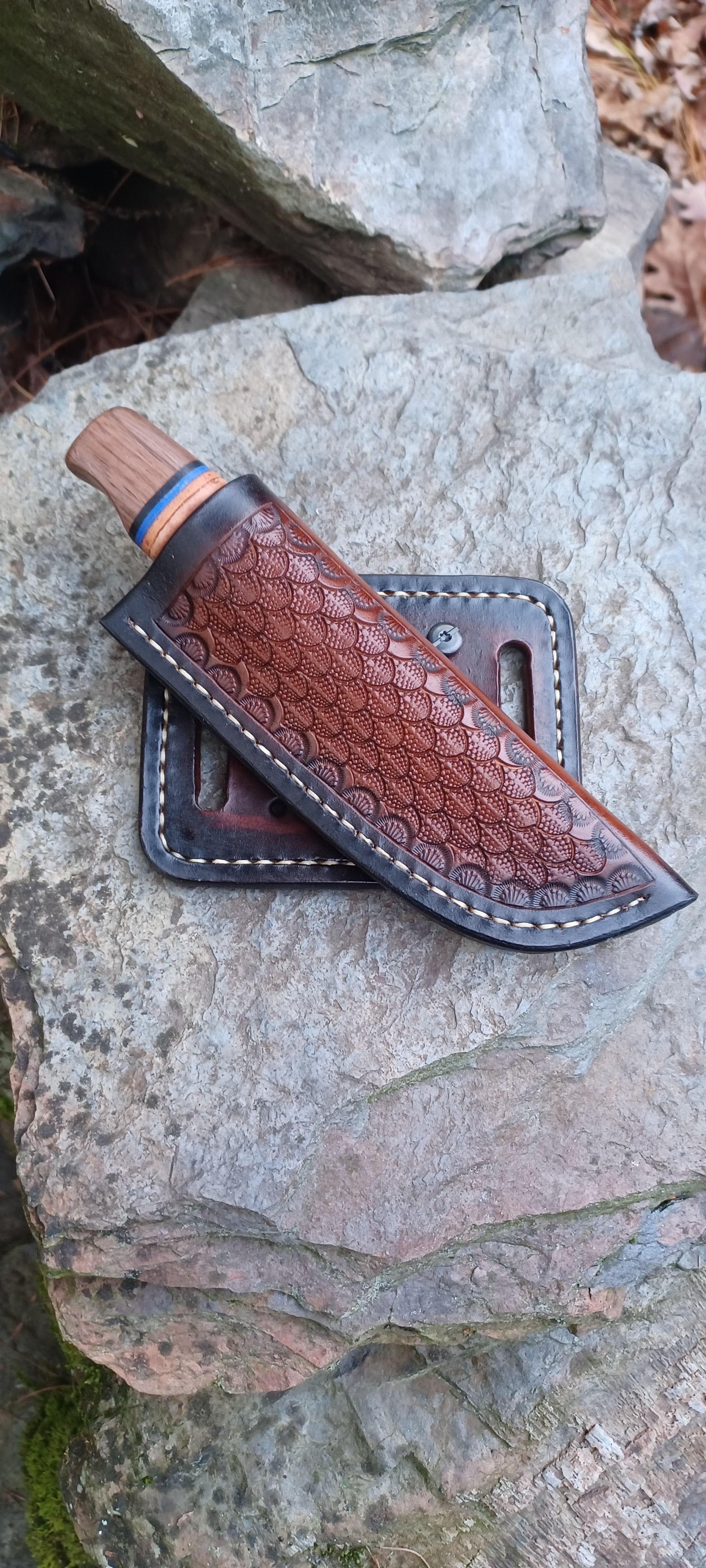 Pecks Woods Leather - Black Walnut / Leather Spacer Handle with Multi Directional Sheath #143
