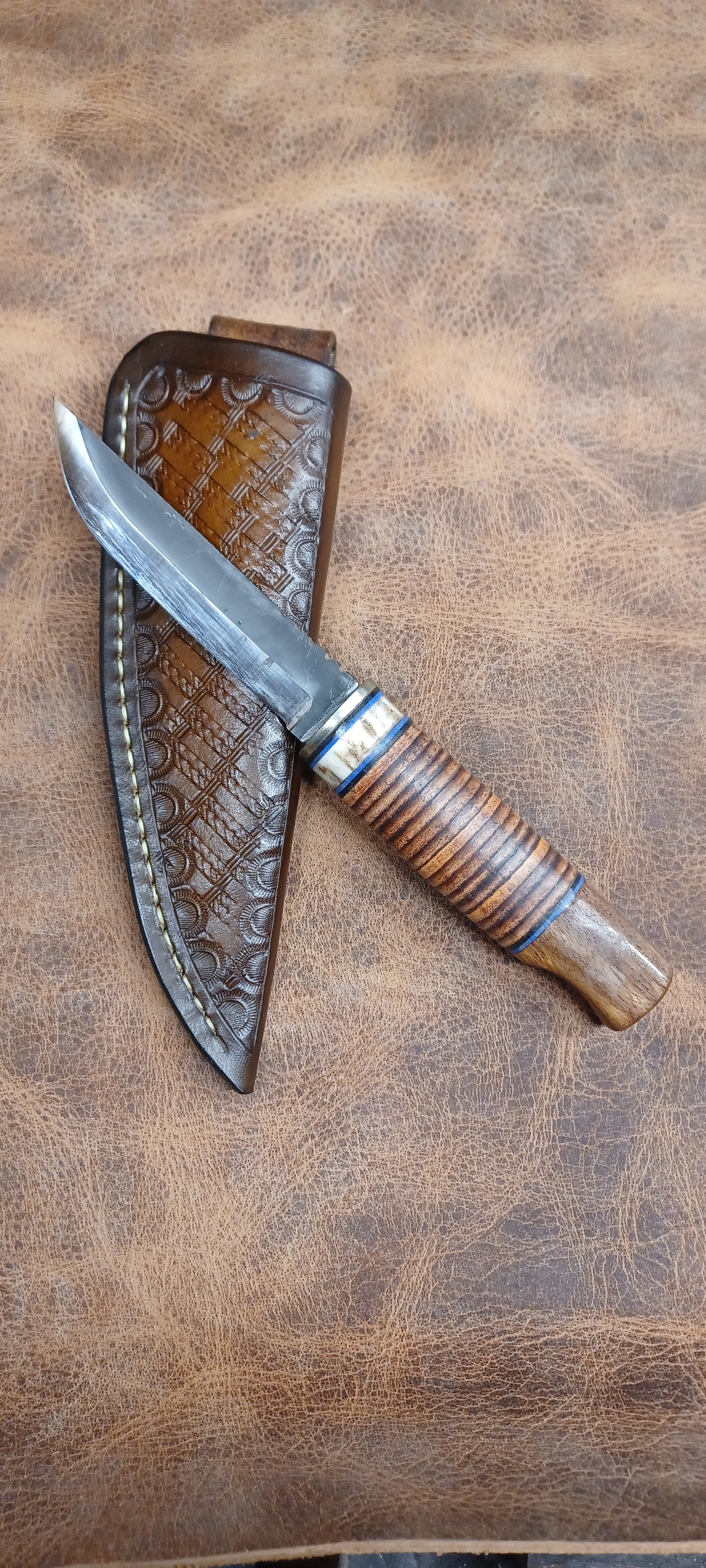 Pecks Woods Leather - Black Walnut/Stacked Leather knife #147