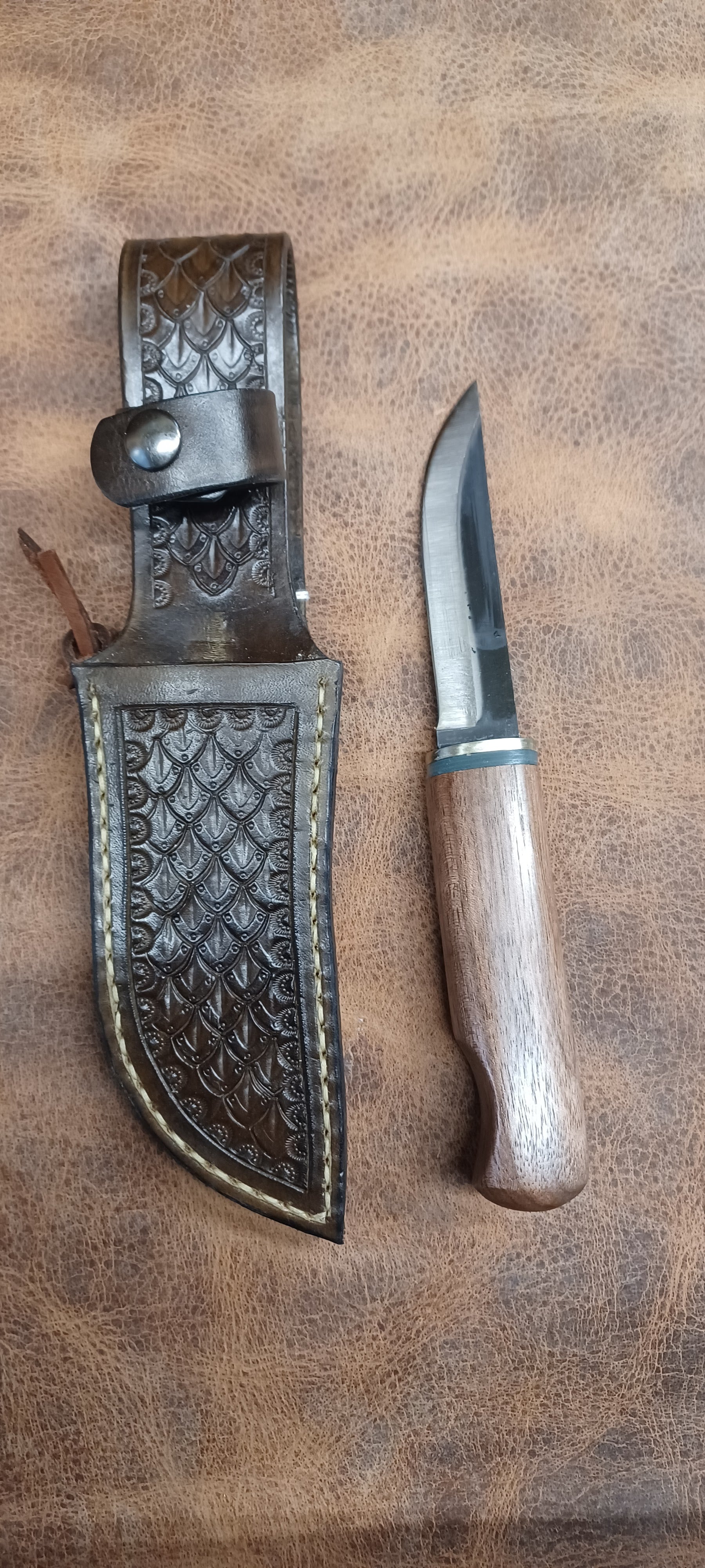 Pecks Woods Leather - Black Walnut / G10 #167