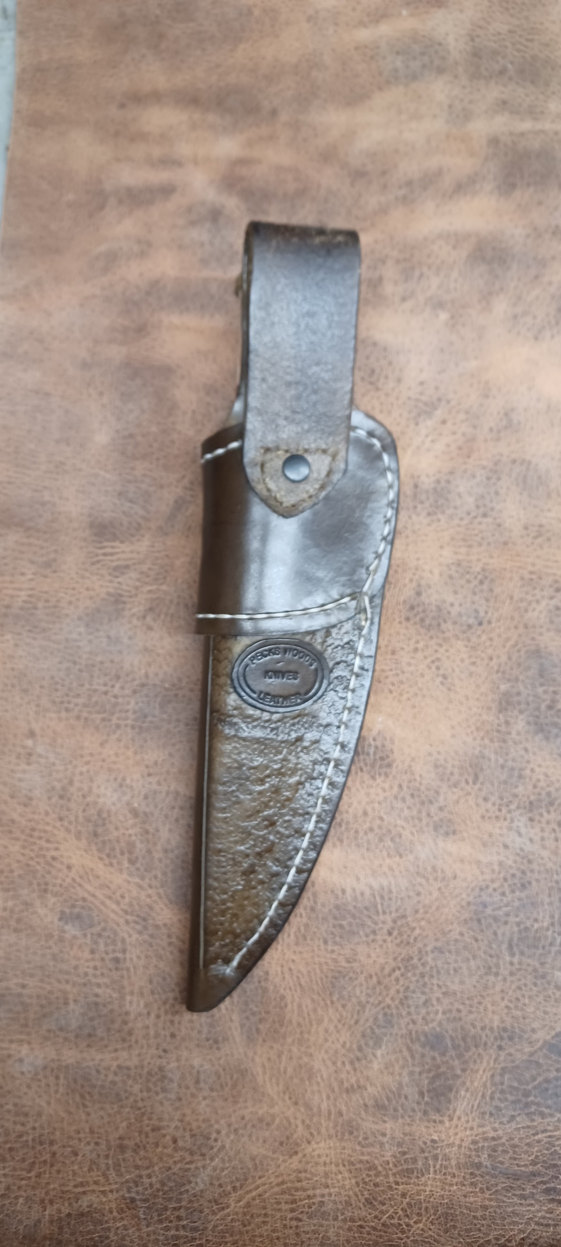 Pecks Woods Leather - Whitetail Antler / Leather Spacer #155