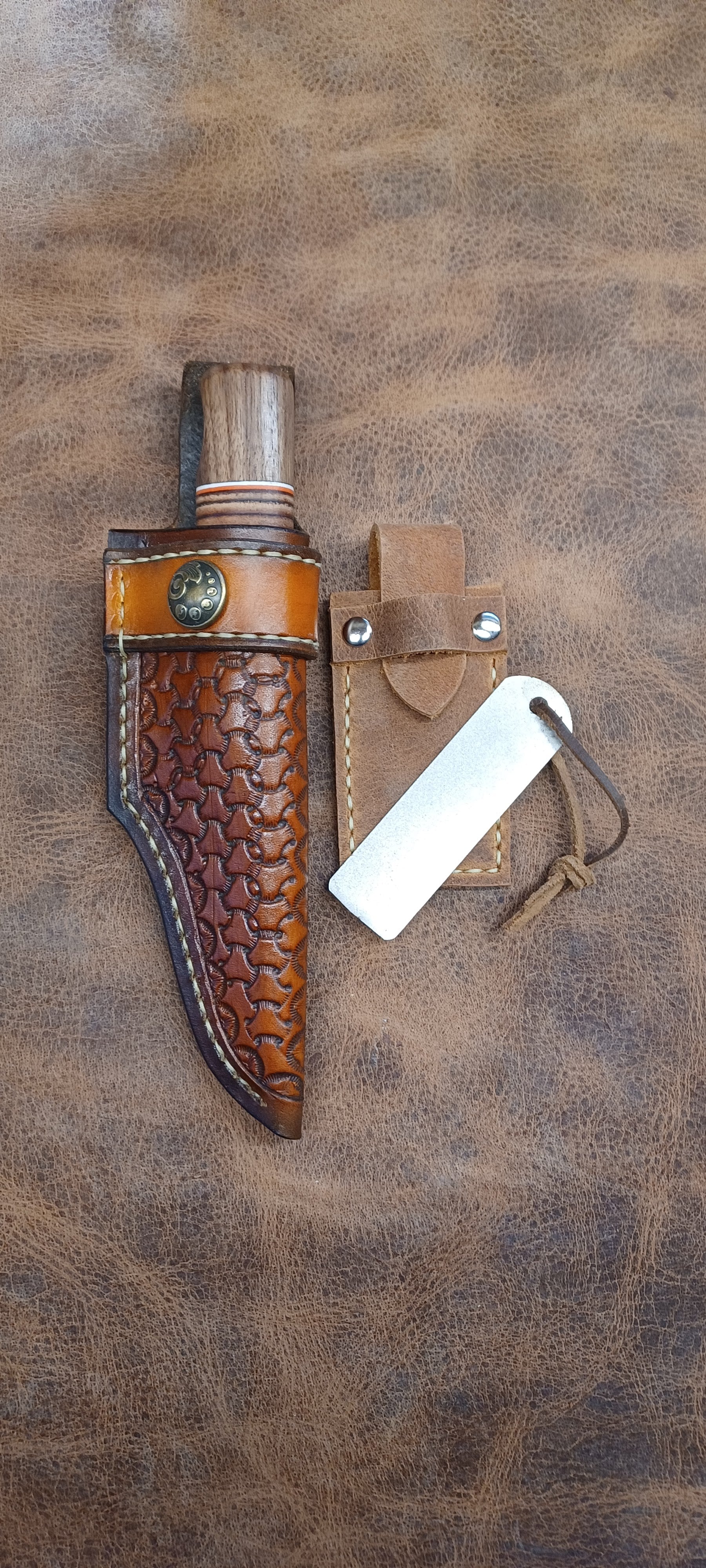 Pecks Woods Leather - Black Walnut / Leather Spacers / G10 #158