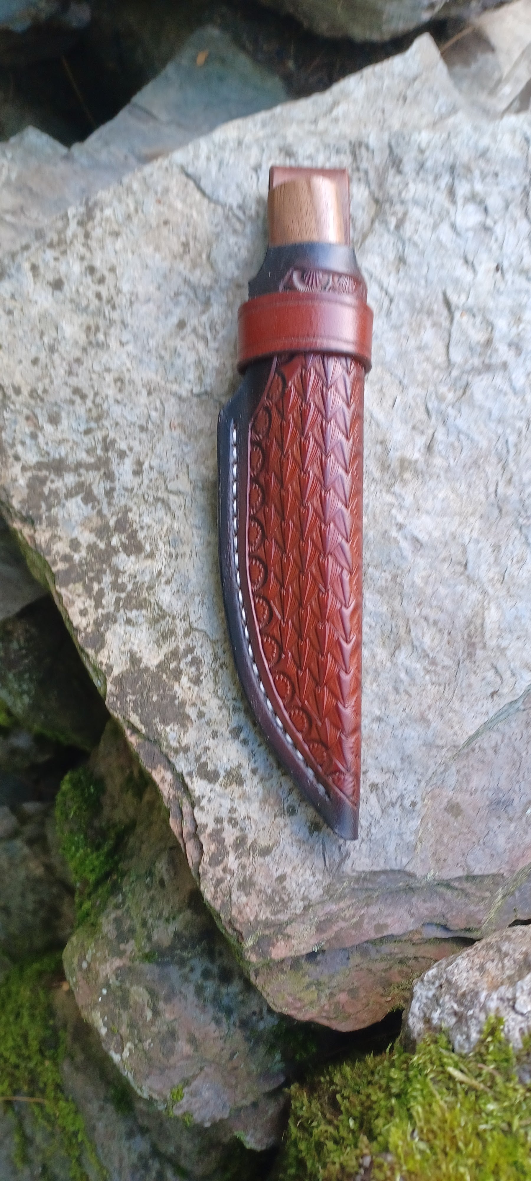 Pecks Woods Leather - Black Walnut / G10 Spacers #171