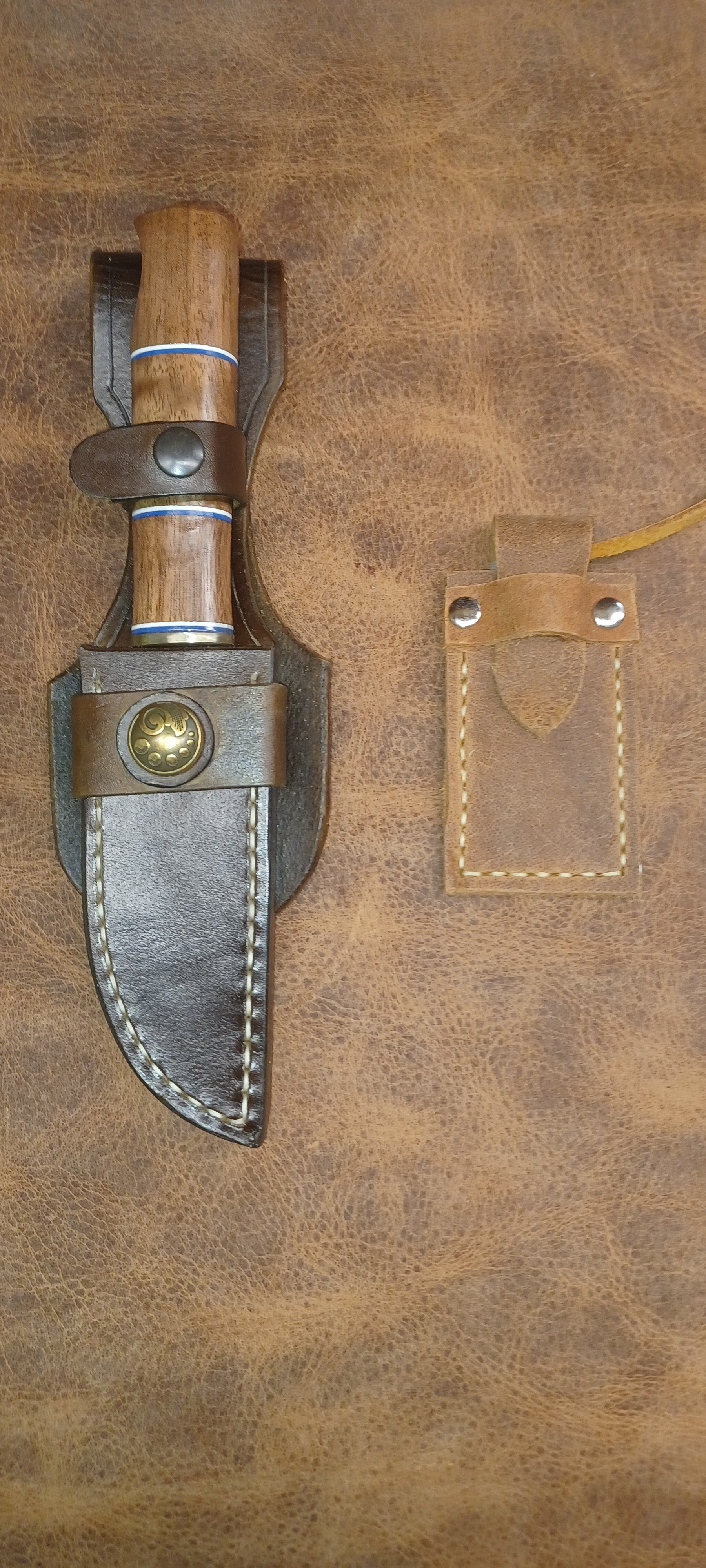 Pecks Woods Leather - Black Walnut / G10  #179