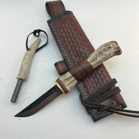 Pecks Woods Leather - Knife, Ferro Rod, and Leather sheath #72