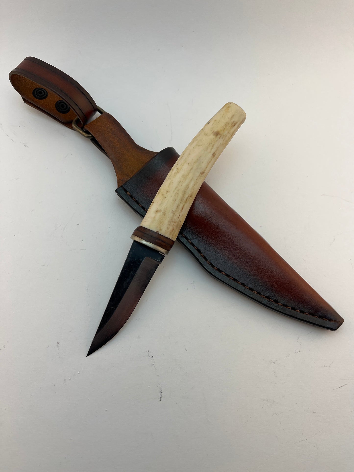 Pecks Woods Leather - Whitetail Antler Handle #97