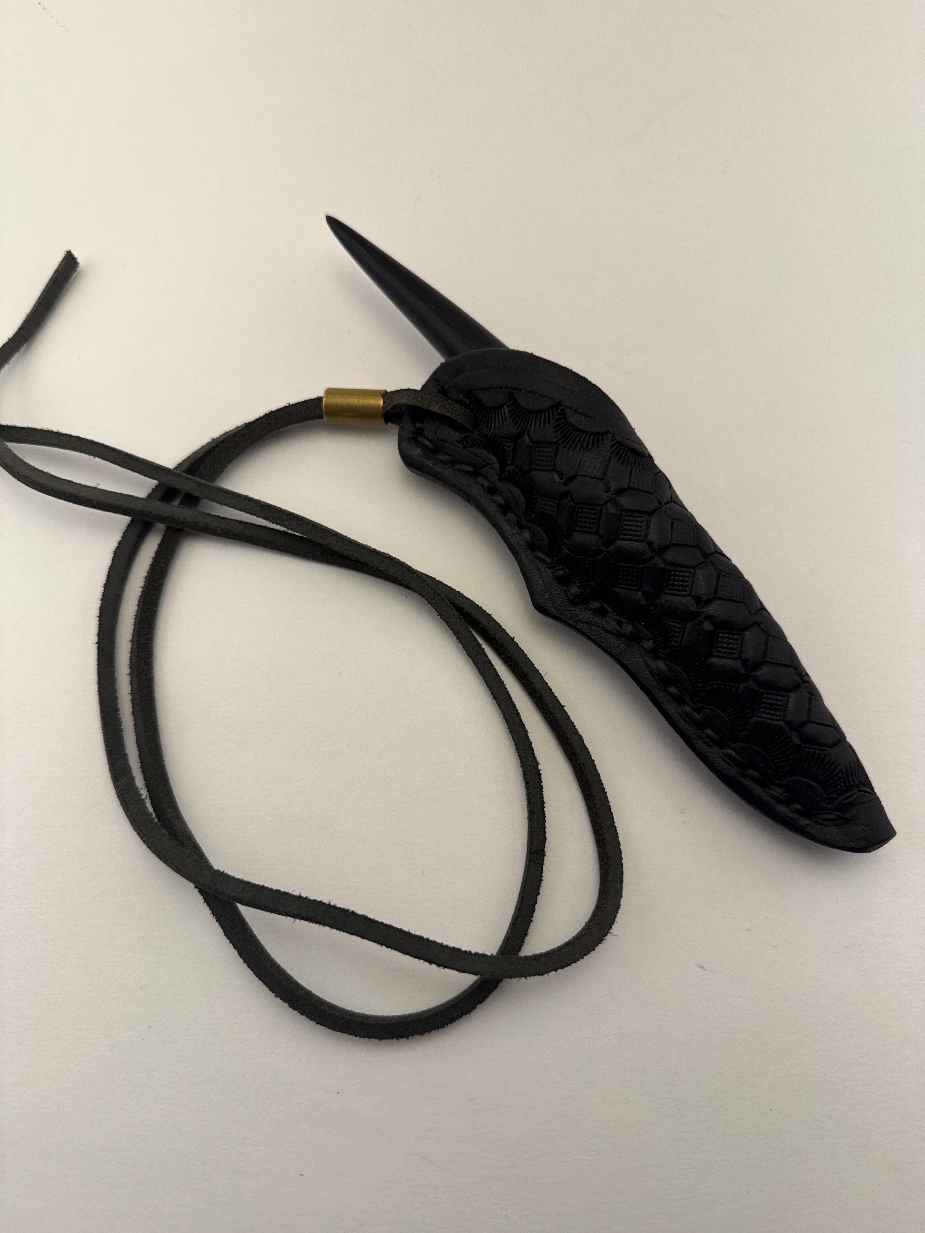 Skala Custom Knives - Bos Bok Mini (Neck Knife) #169