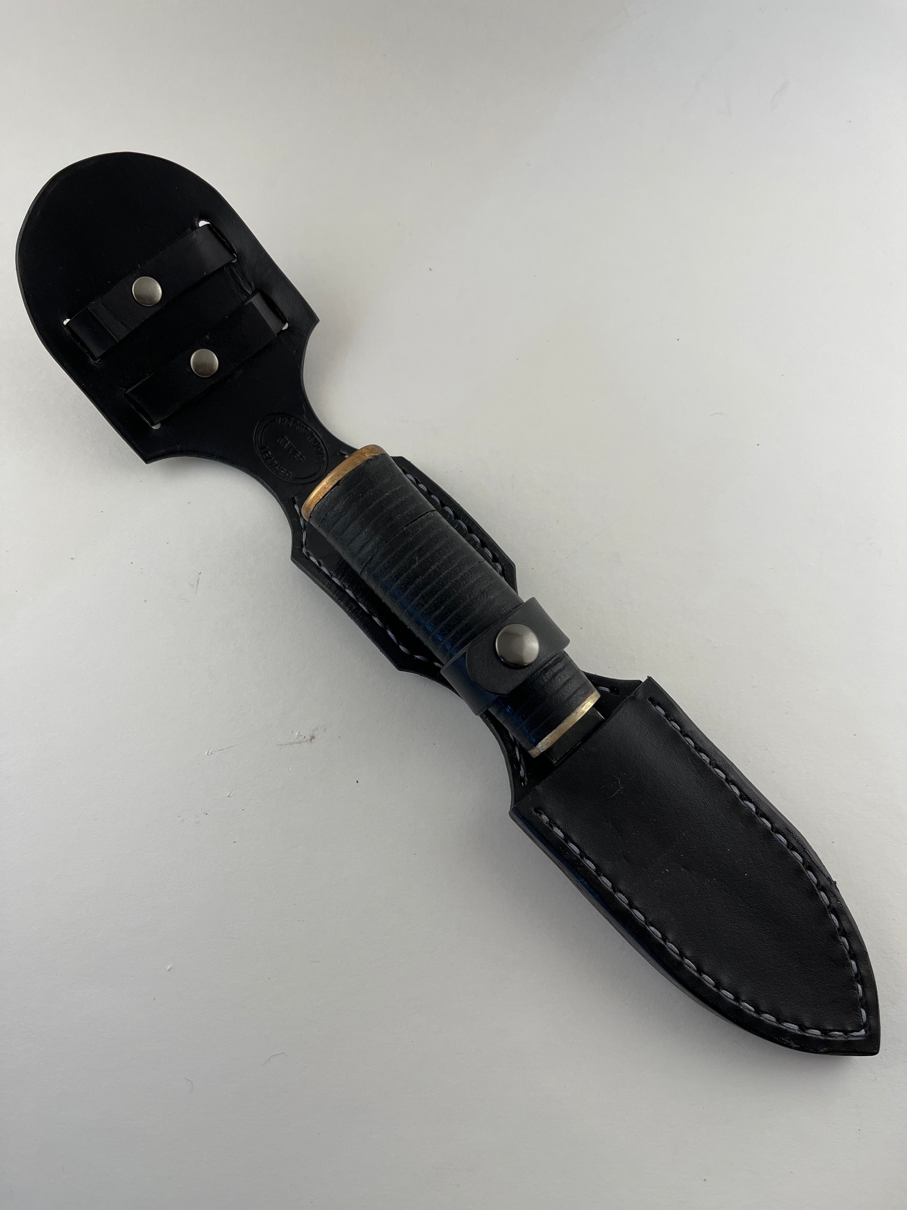 Pecks Woods Leather - Leather Spacer Handle #124
