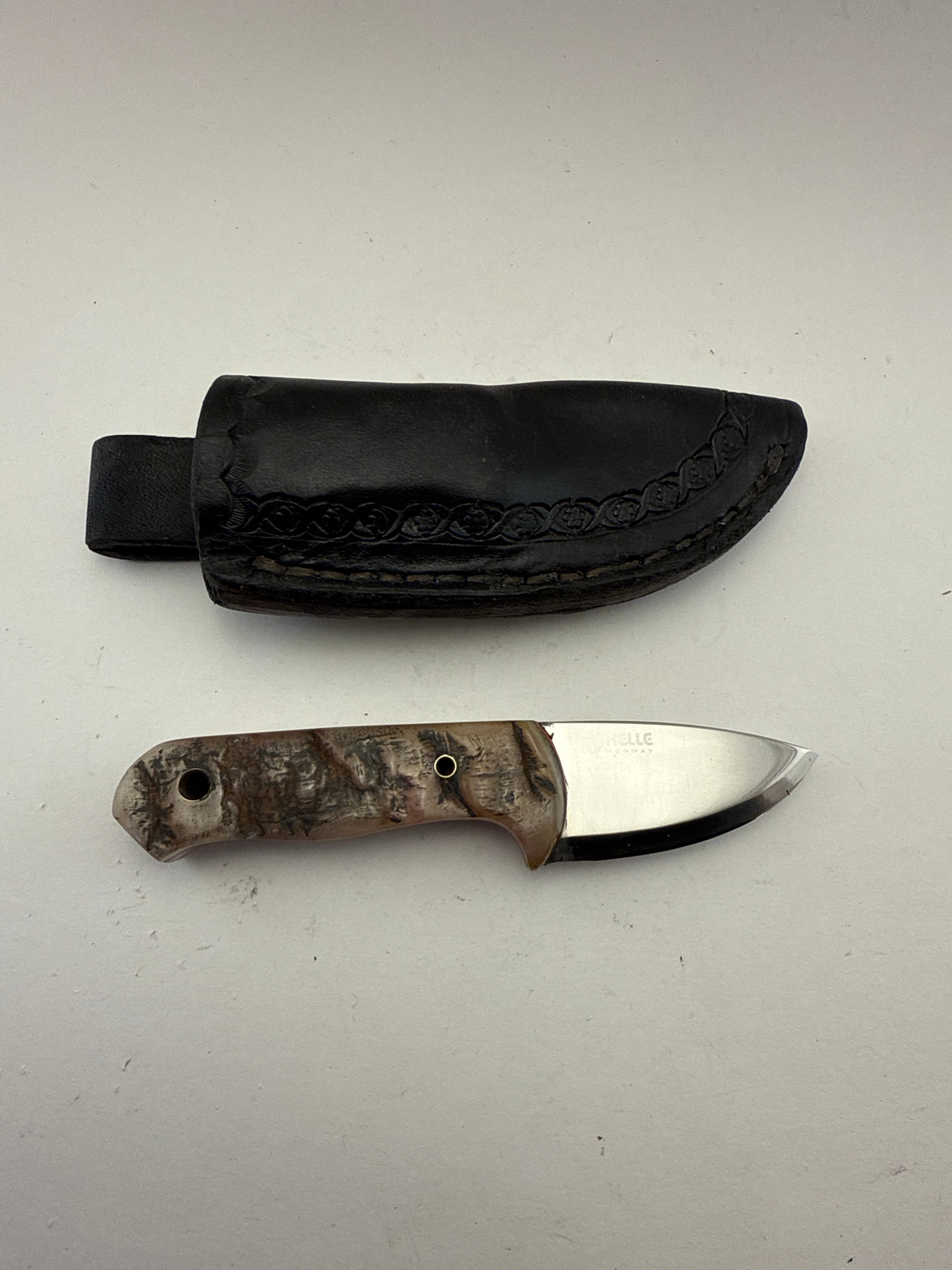 Skala Custom Knives - (Helle Mandra H3LS Blade) Rams horn Handle - #158