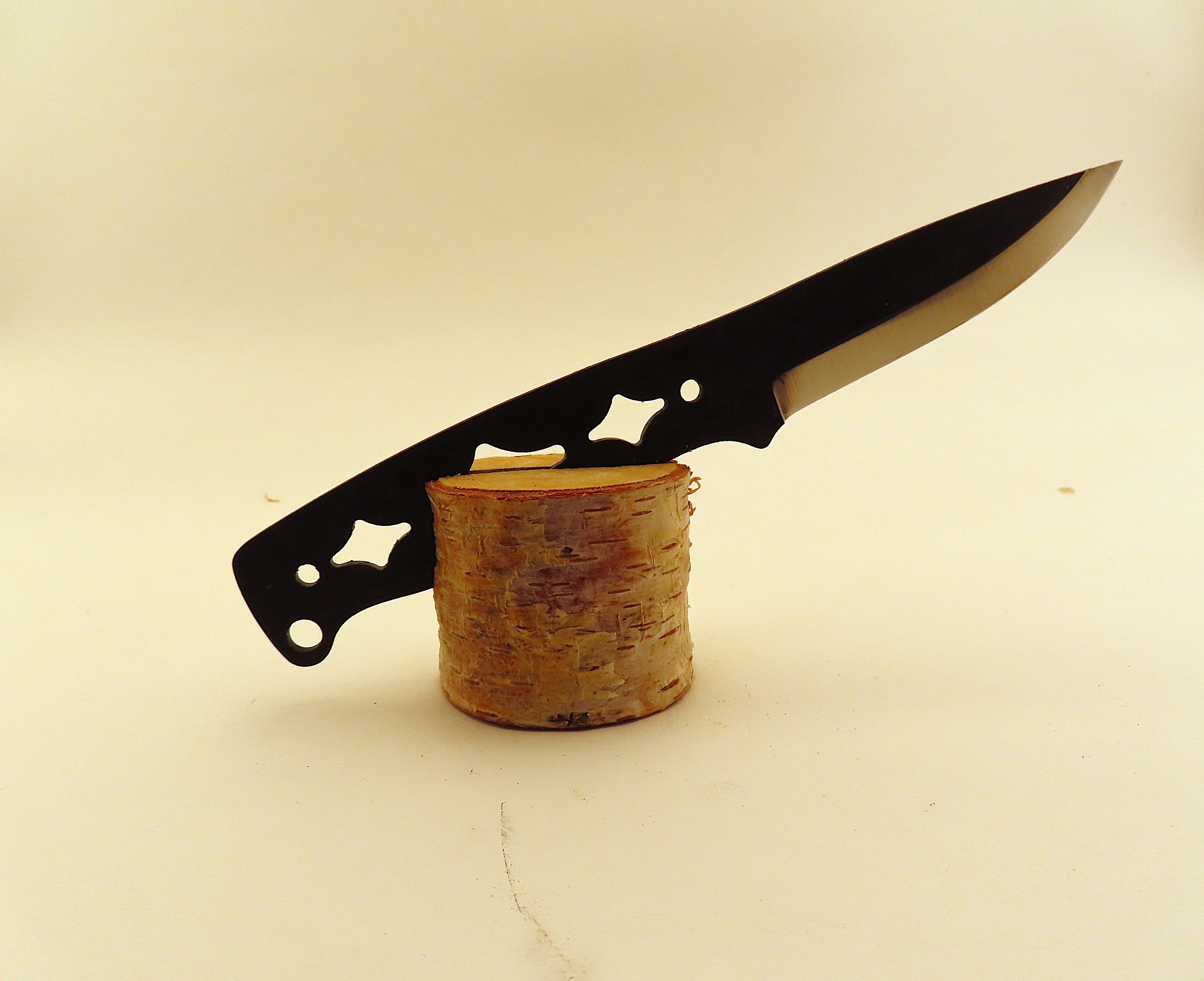 Lauri Full Tang 93 Carbon Steel Blade