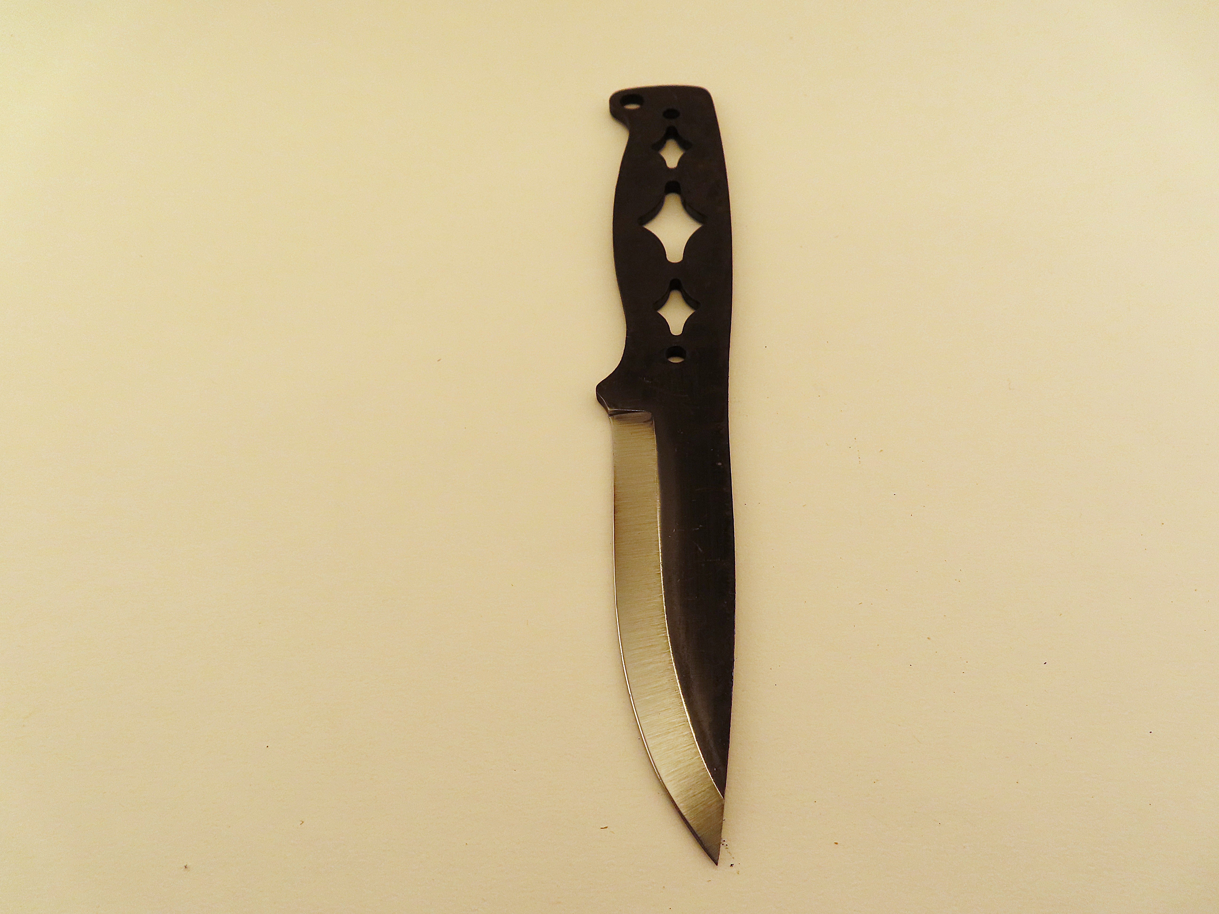 Lauri Full Tang 93 Carbon Steel Blade