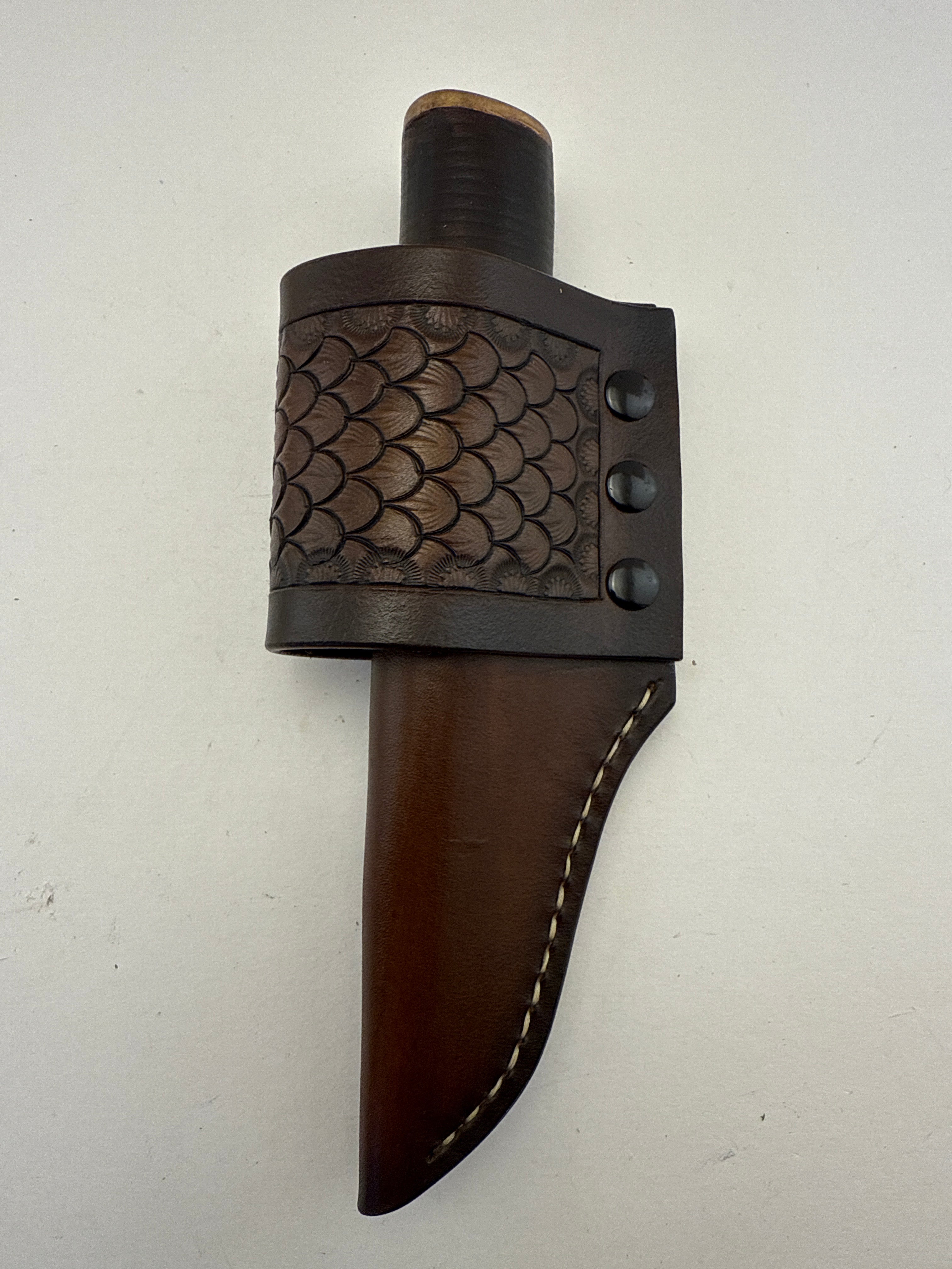 Pecks Woods Leather - Leather Spacer Handle with Scout Carry Sheath #133