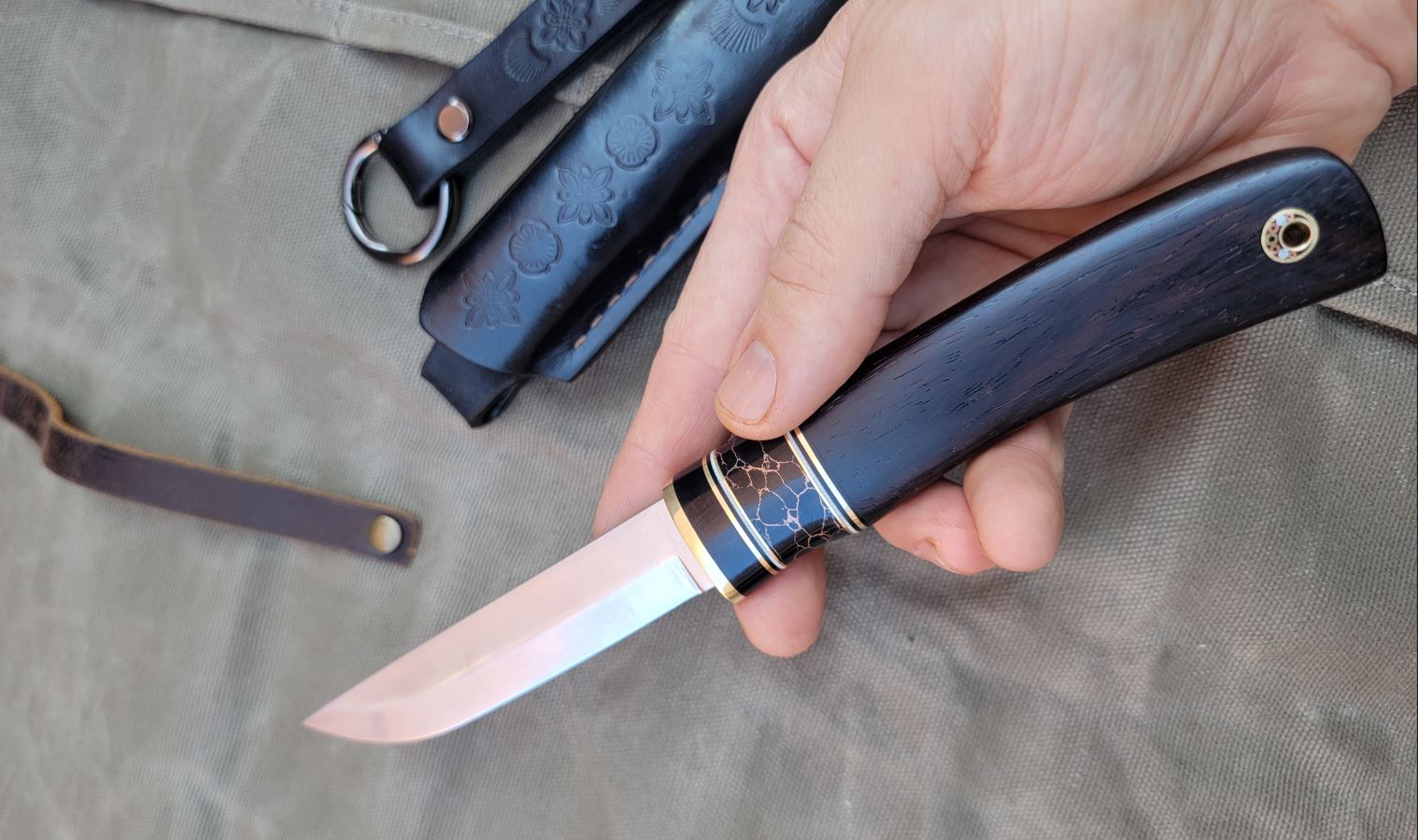 Pete's Custom Knives - Midsize utility all-around puukko #20