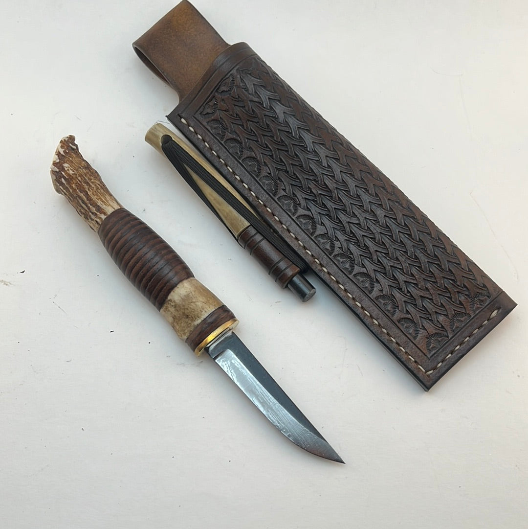 Pecks Woods Leather - Knife, Ferro Rod, and Leather sheath #64