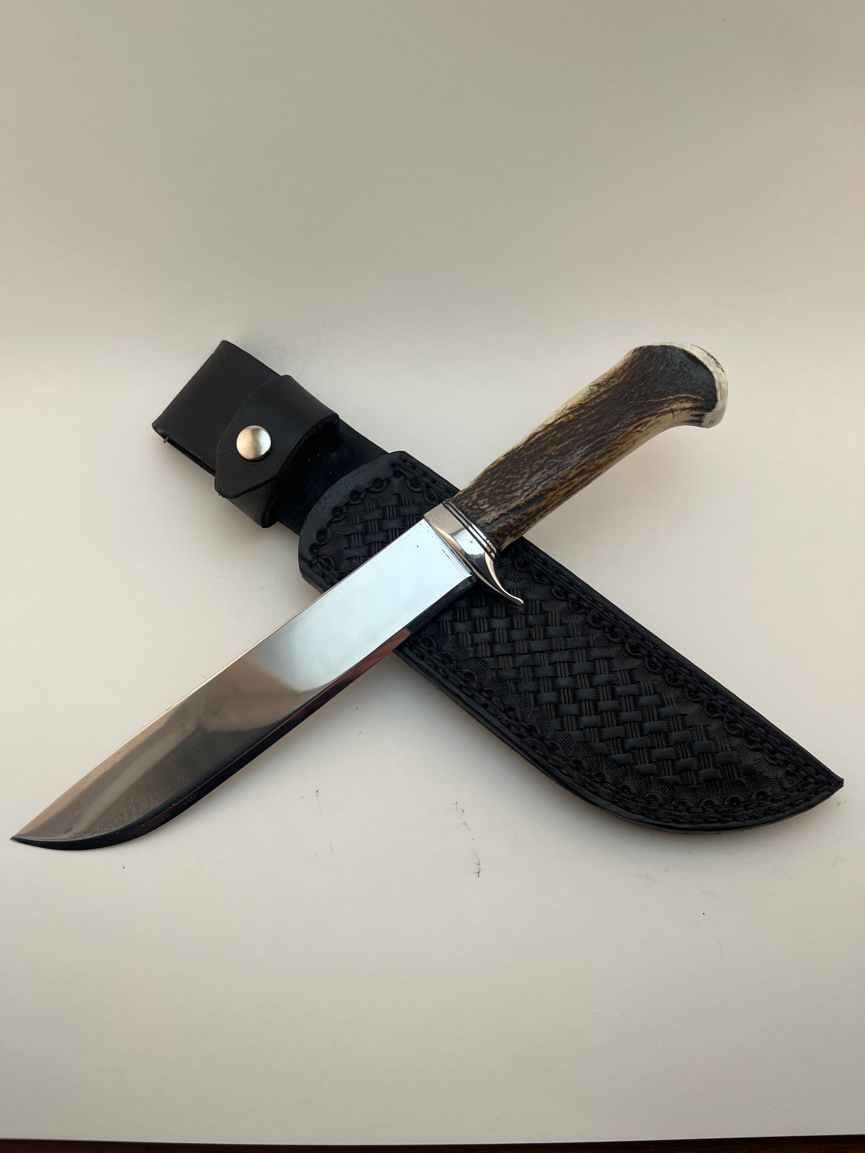 Skala Custom Knives - Helle Blade / Elk Antler Handle #120