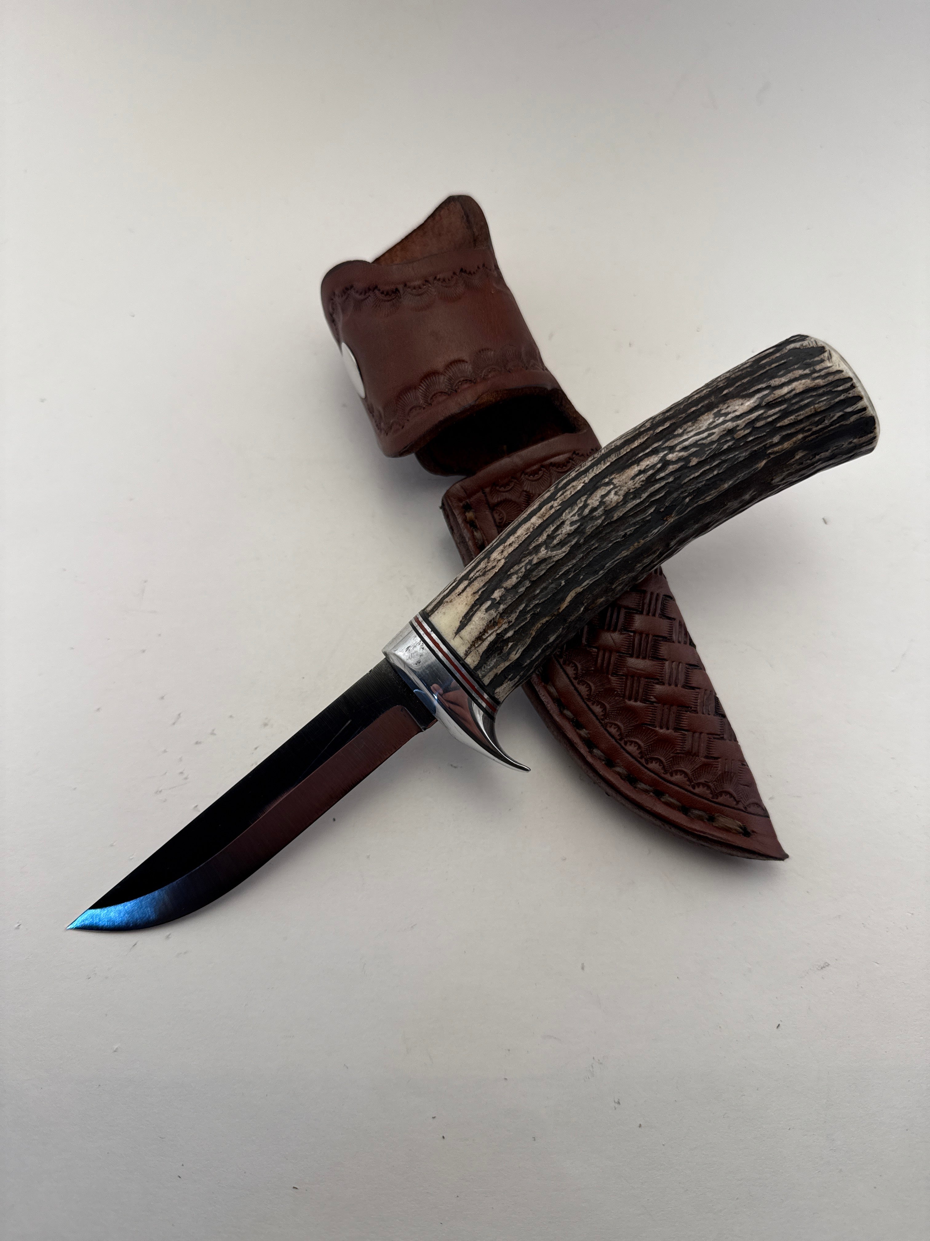 Skala Custom Knives - Red Stag Handle #153